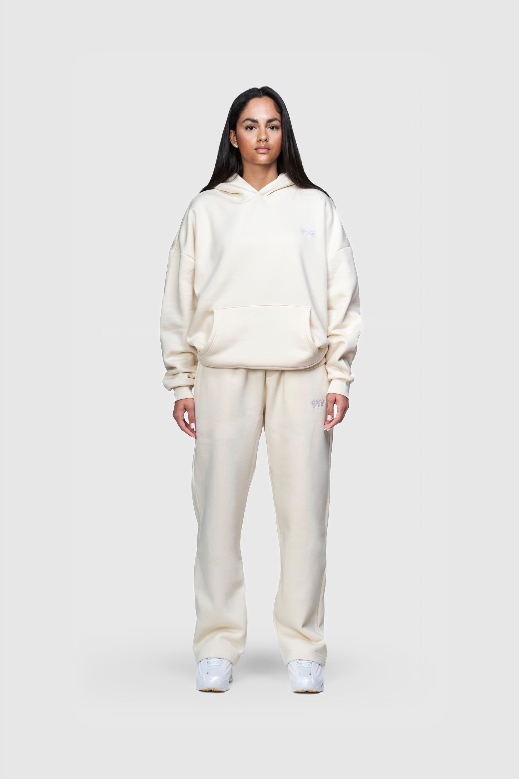 BASIC HOODIE CREME