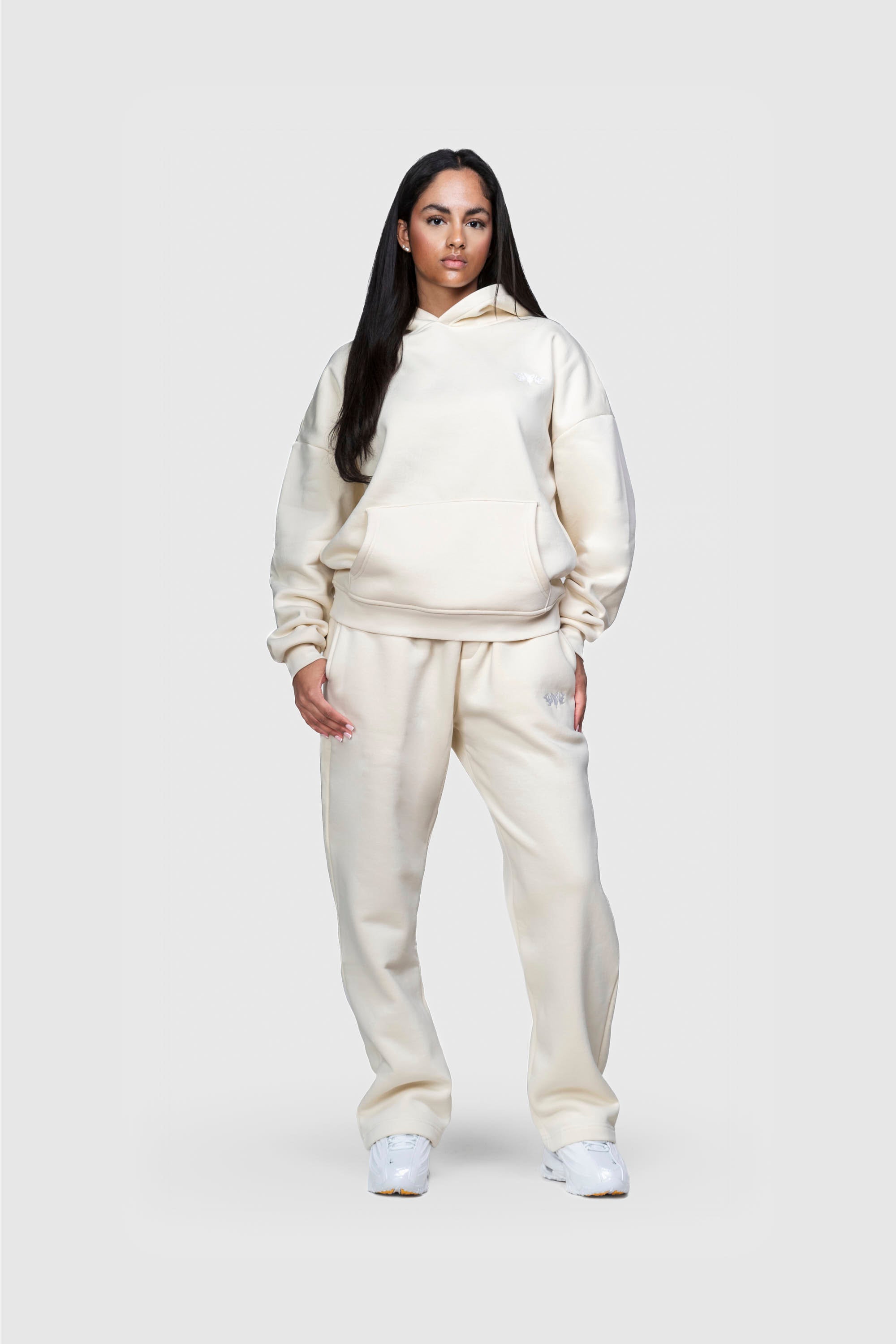 BASIC HOODIE CREME