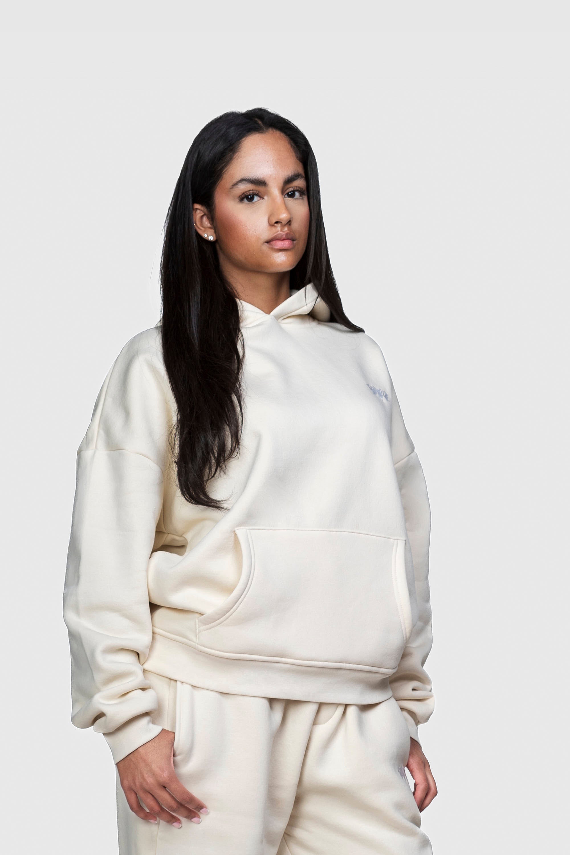 BASIC HOODIE CREME