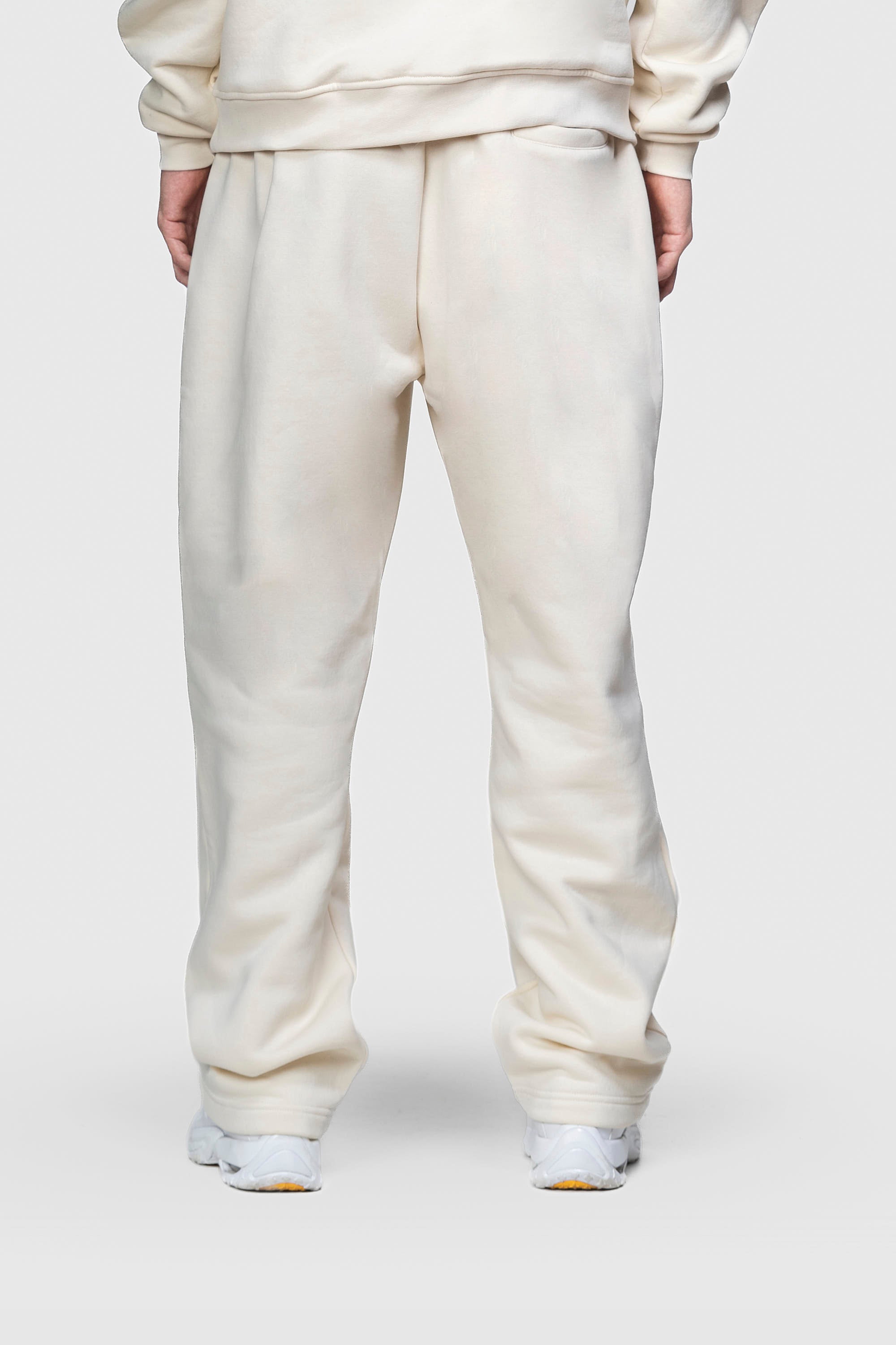 BASIC SWEATPANTS CREME