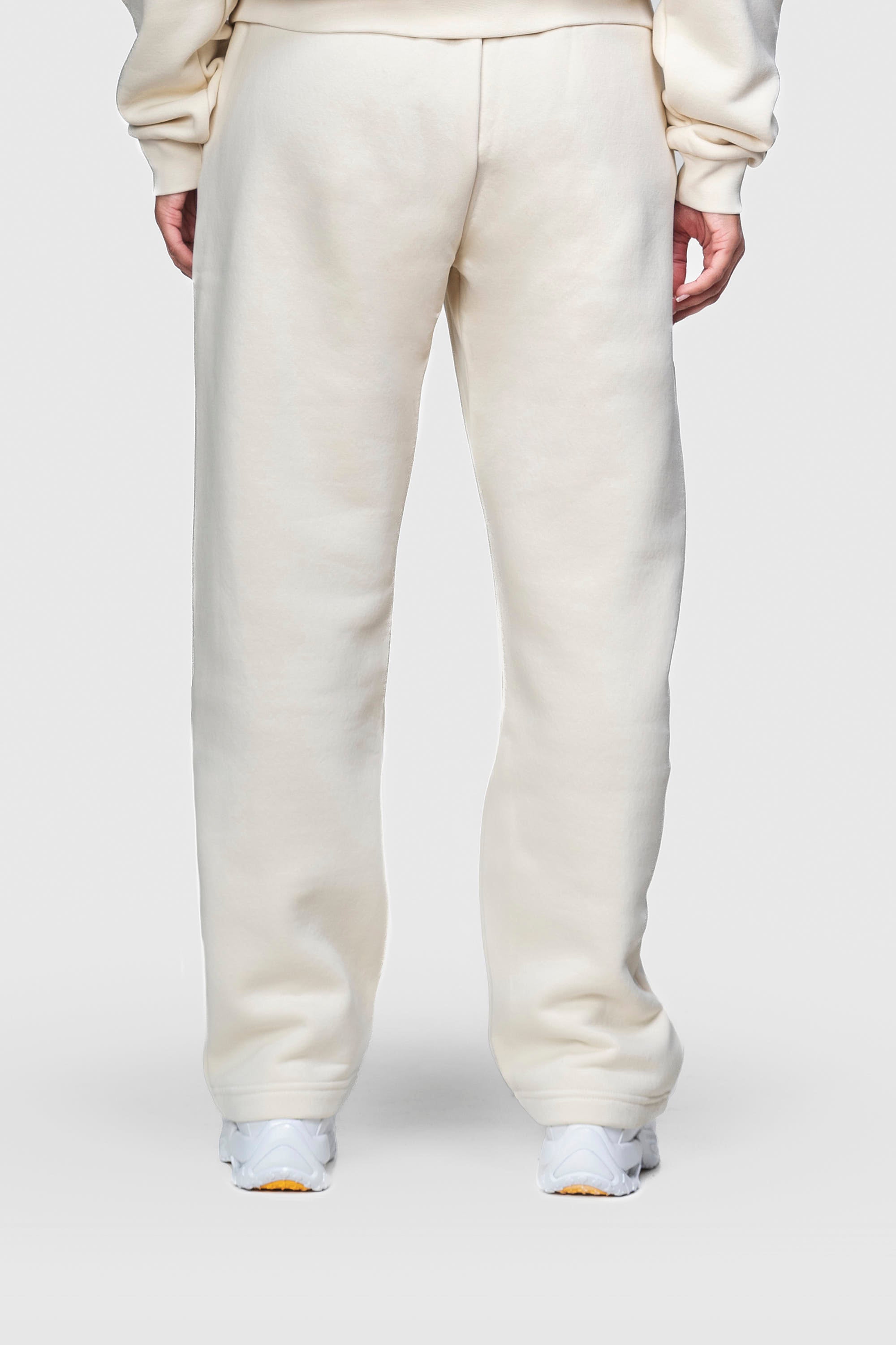 BASIC SWEATPANTS CREME
