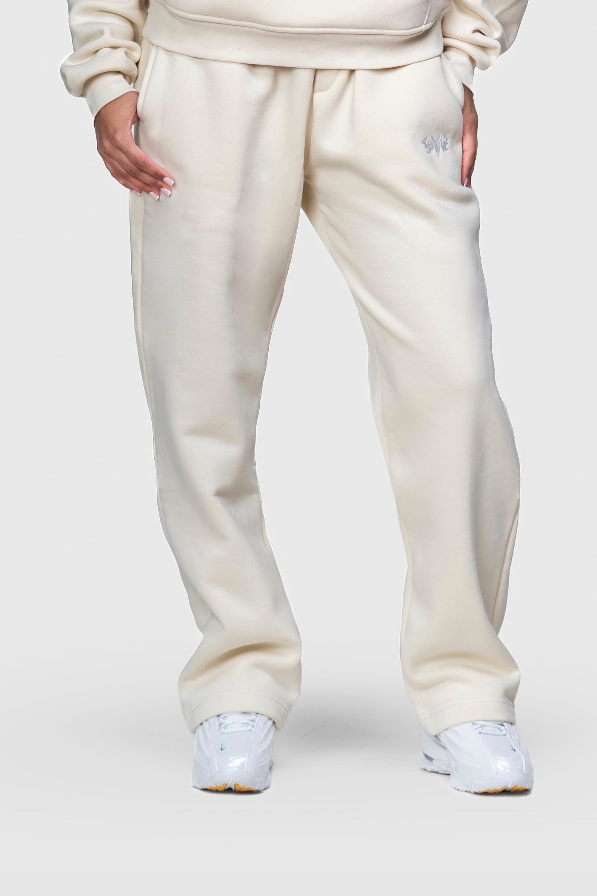 BASIC SWEATPANTS CREME