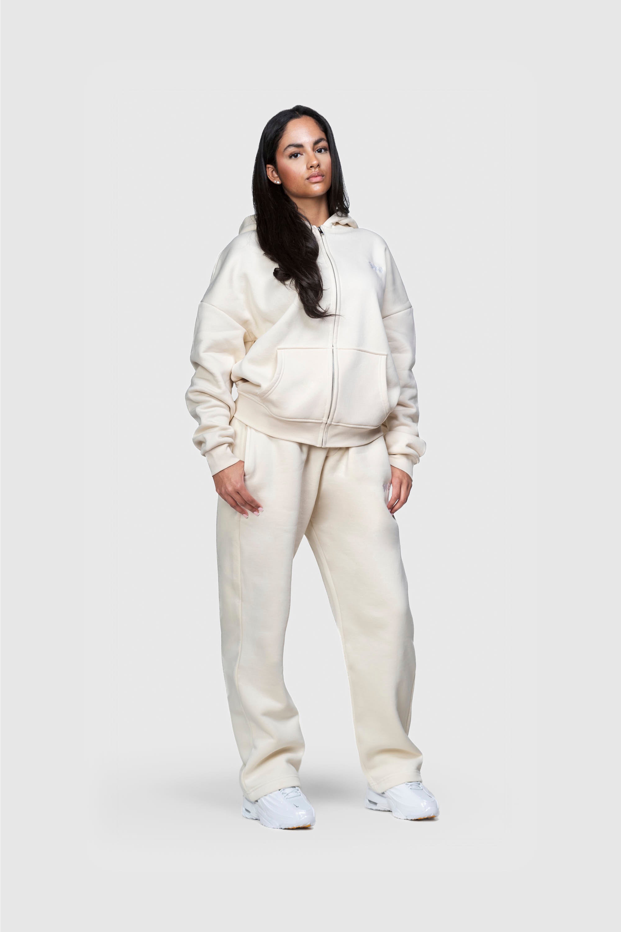 BASIC SWEATPANTS CREME
