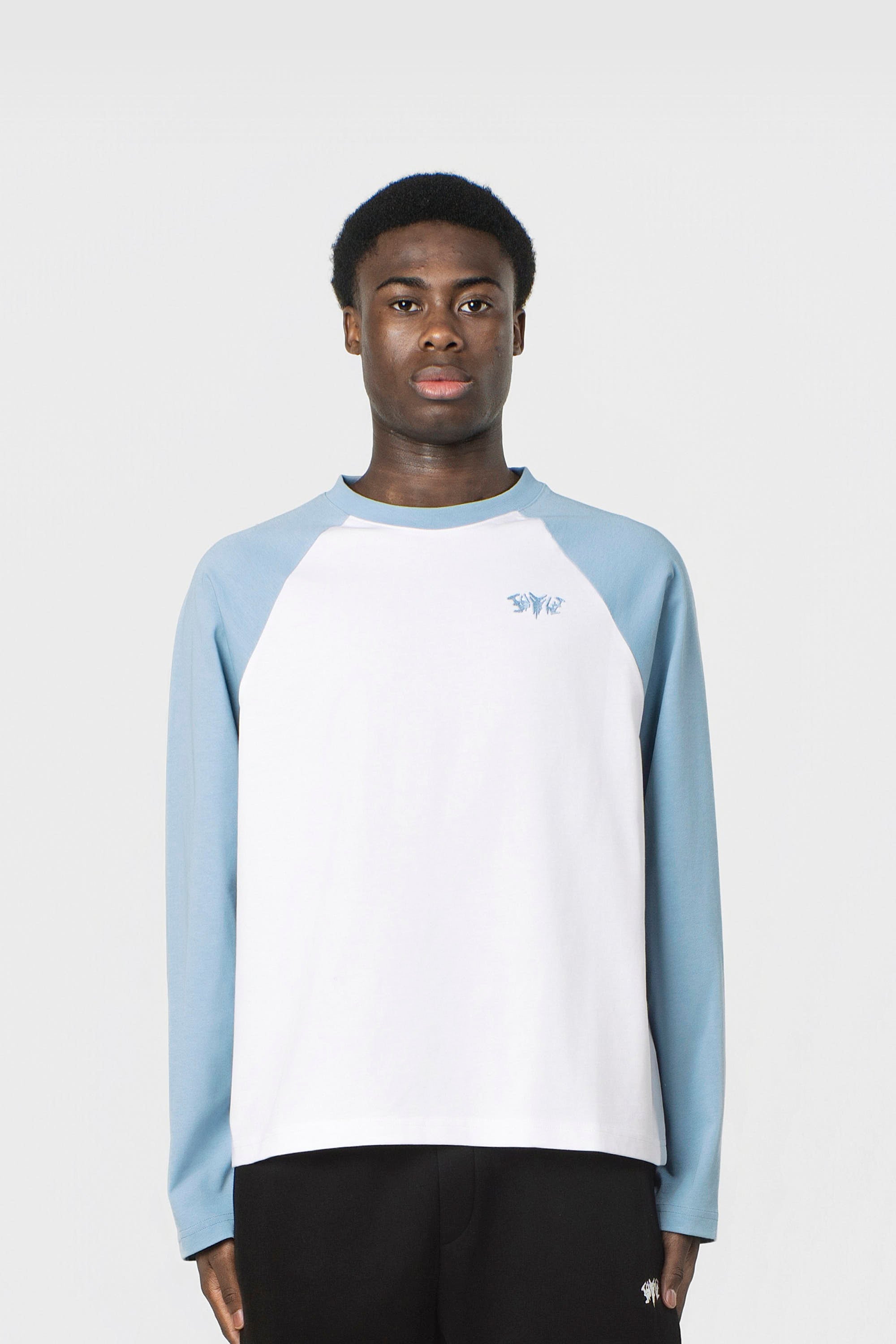 RAGLAN LONGSLEEVE BABYBLUE