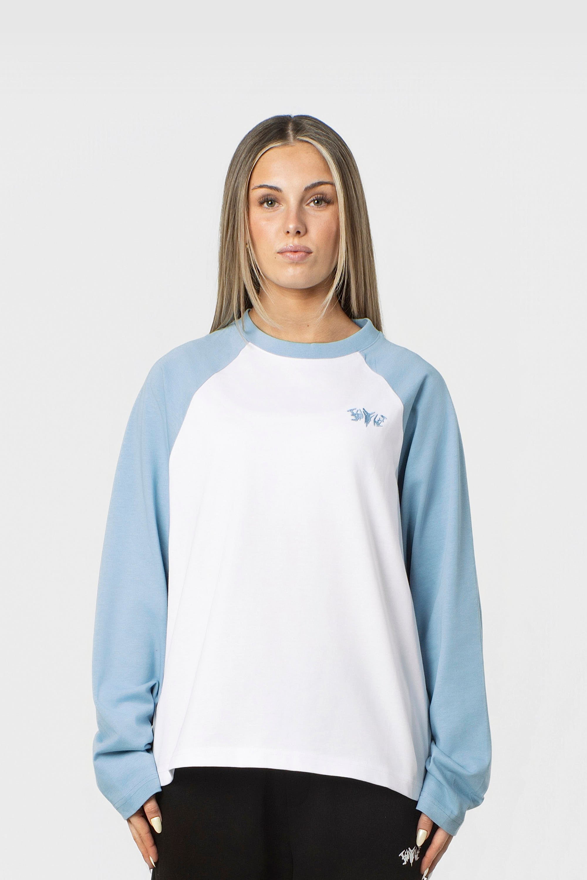 RAGLAN LONGSLEEVE BABYBLUE