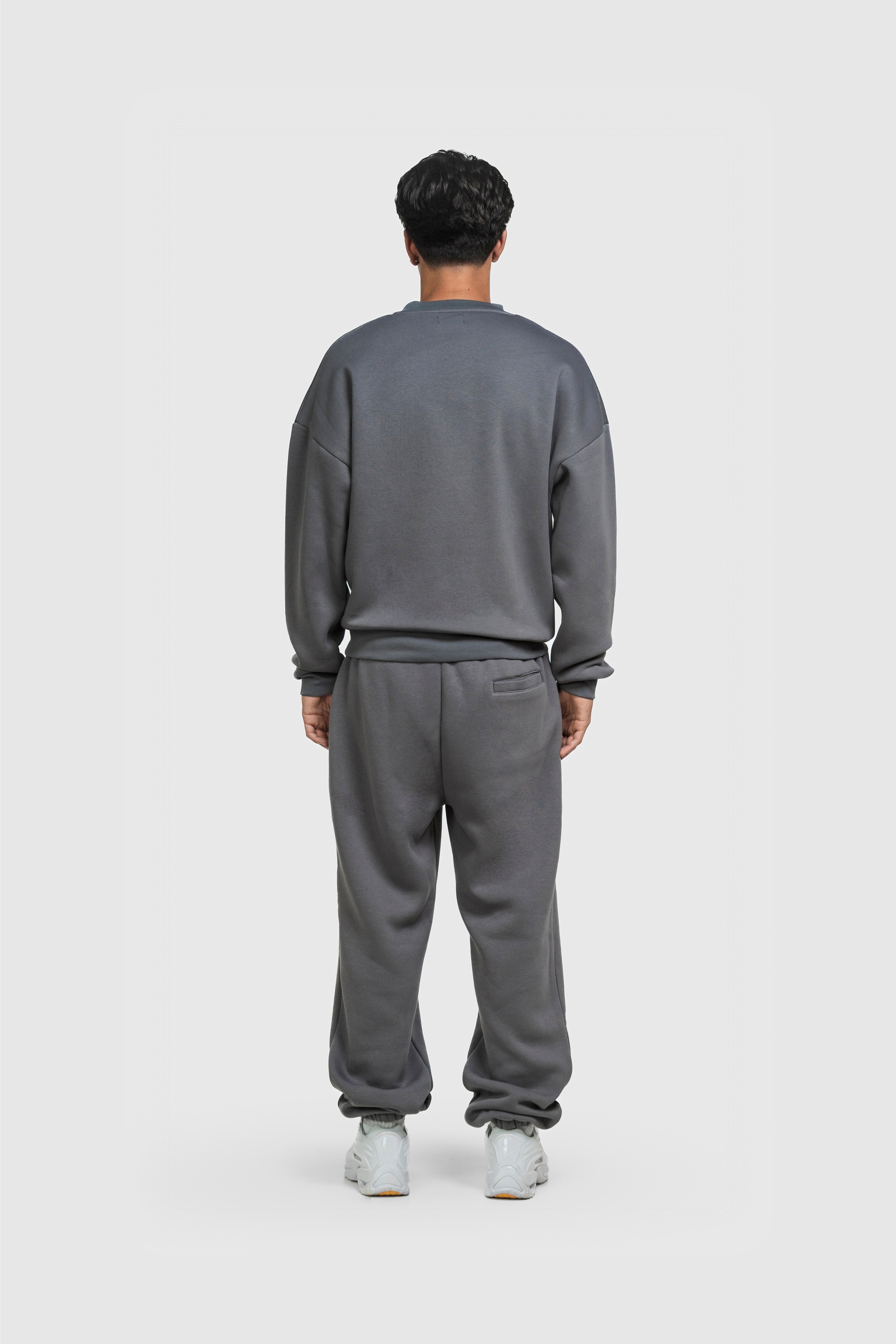 BASIC SWEATER ANTHRAZIT