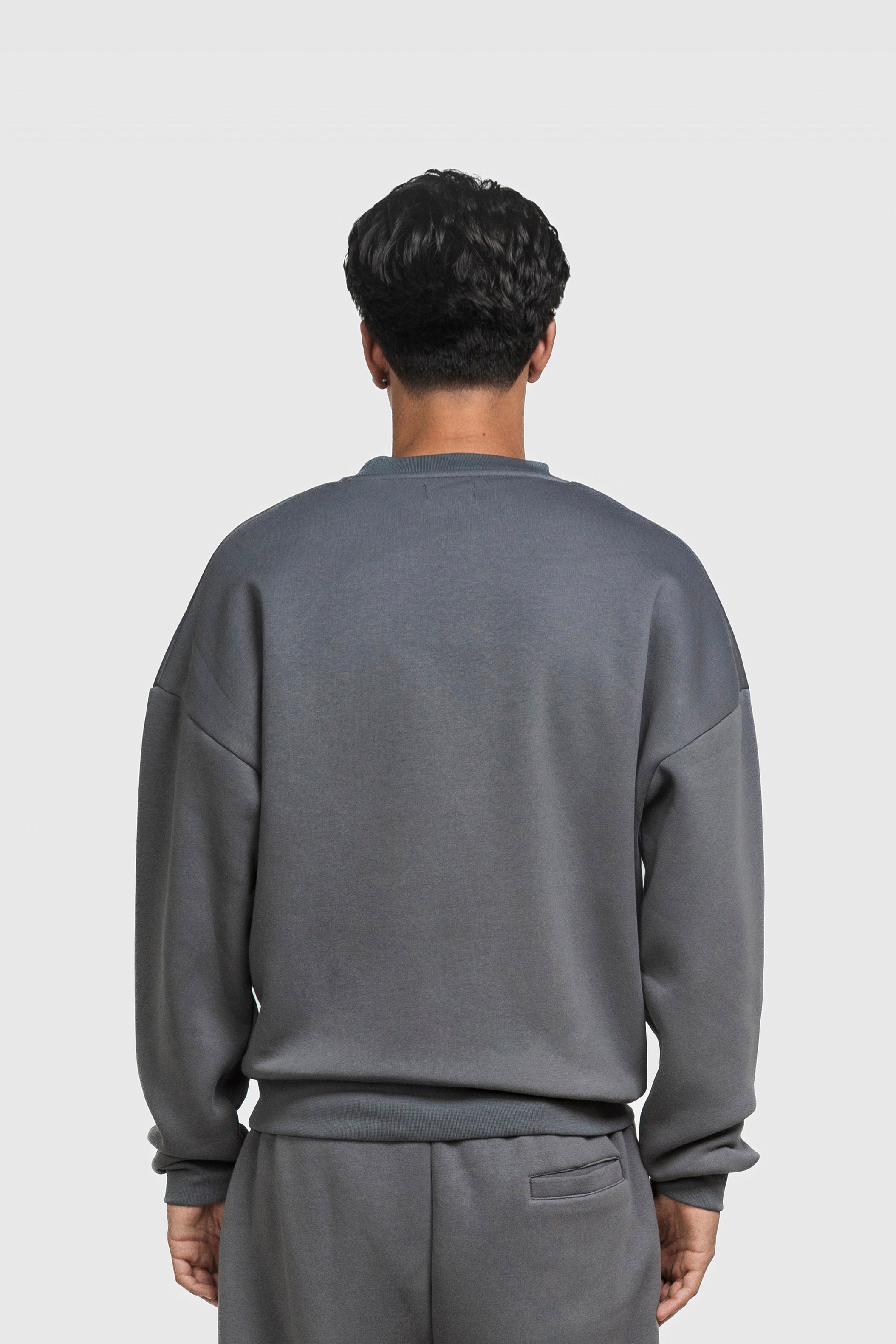 BASIC SWEATER ANTHRAZIT