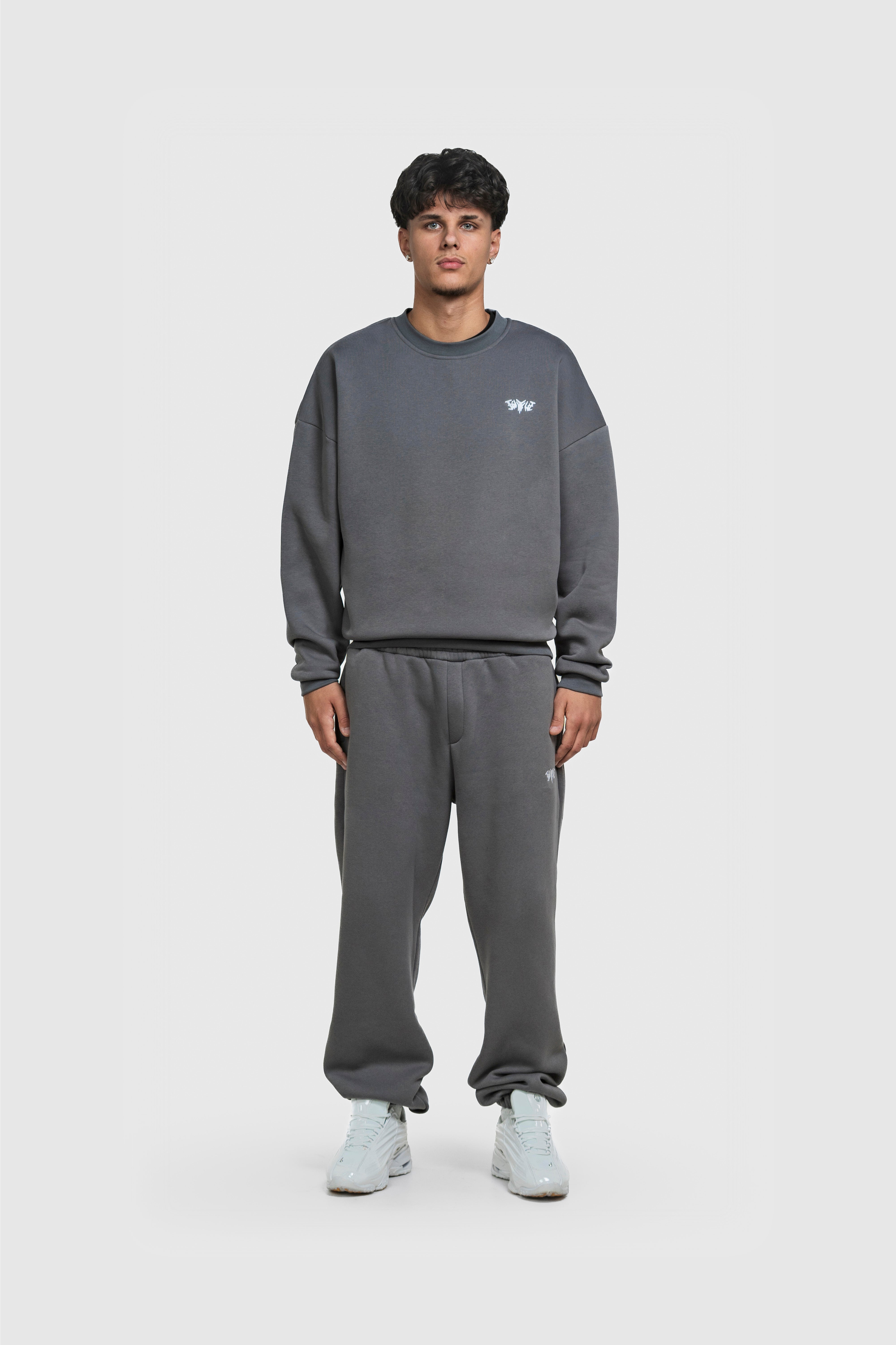 BASIC SWEATER ANTHRAZIT