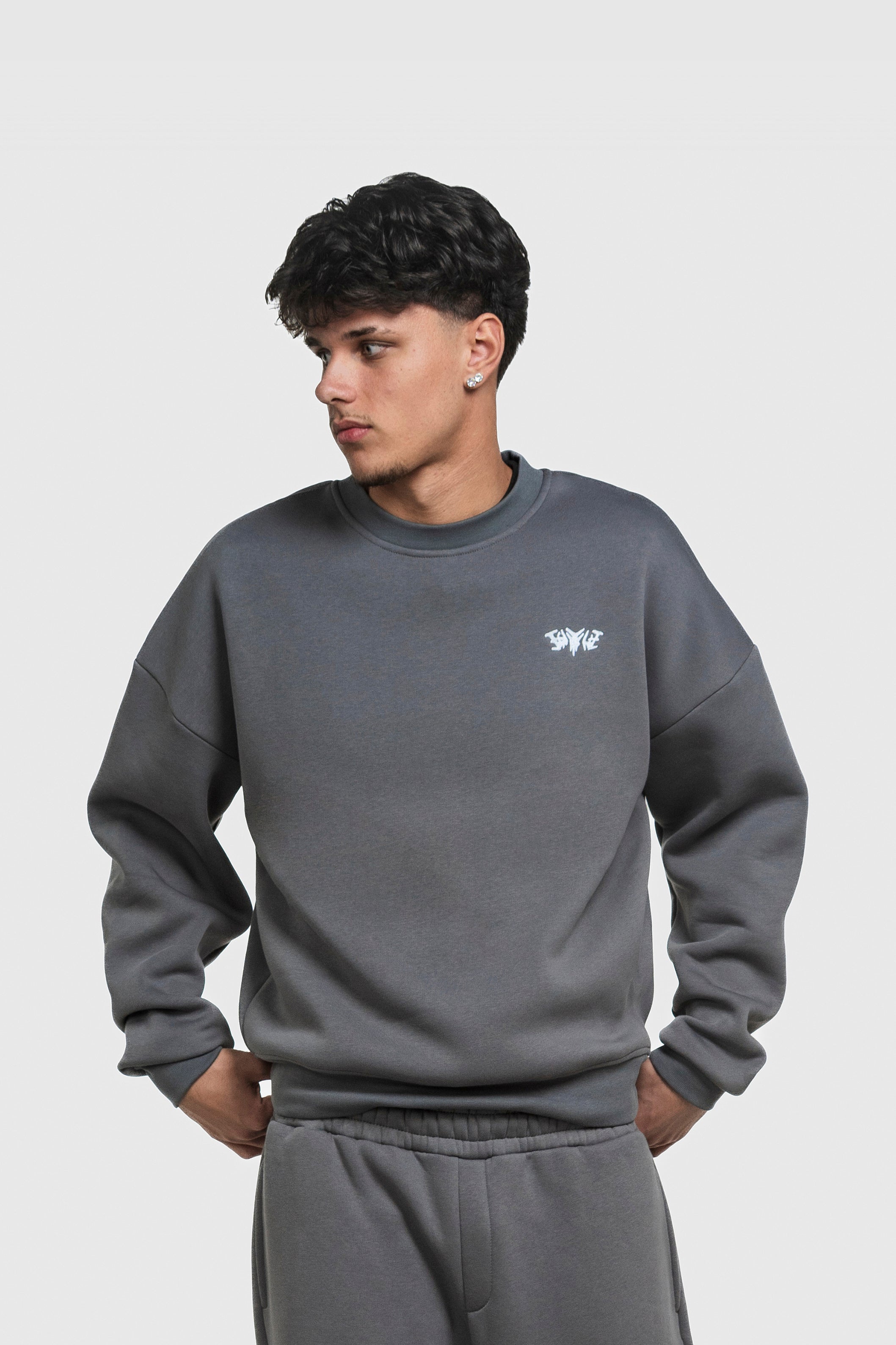 BASIC SWEATER ANTHRAZIT