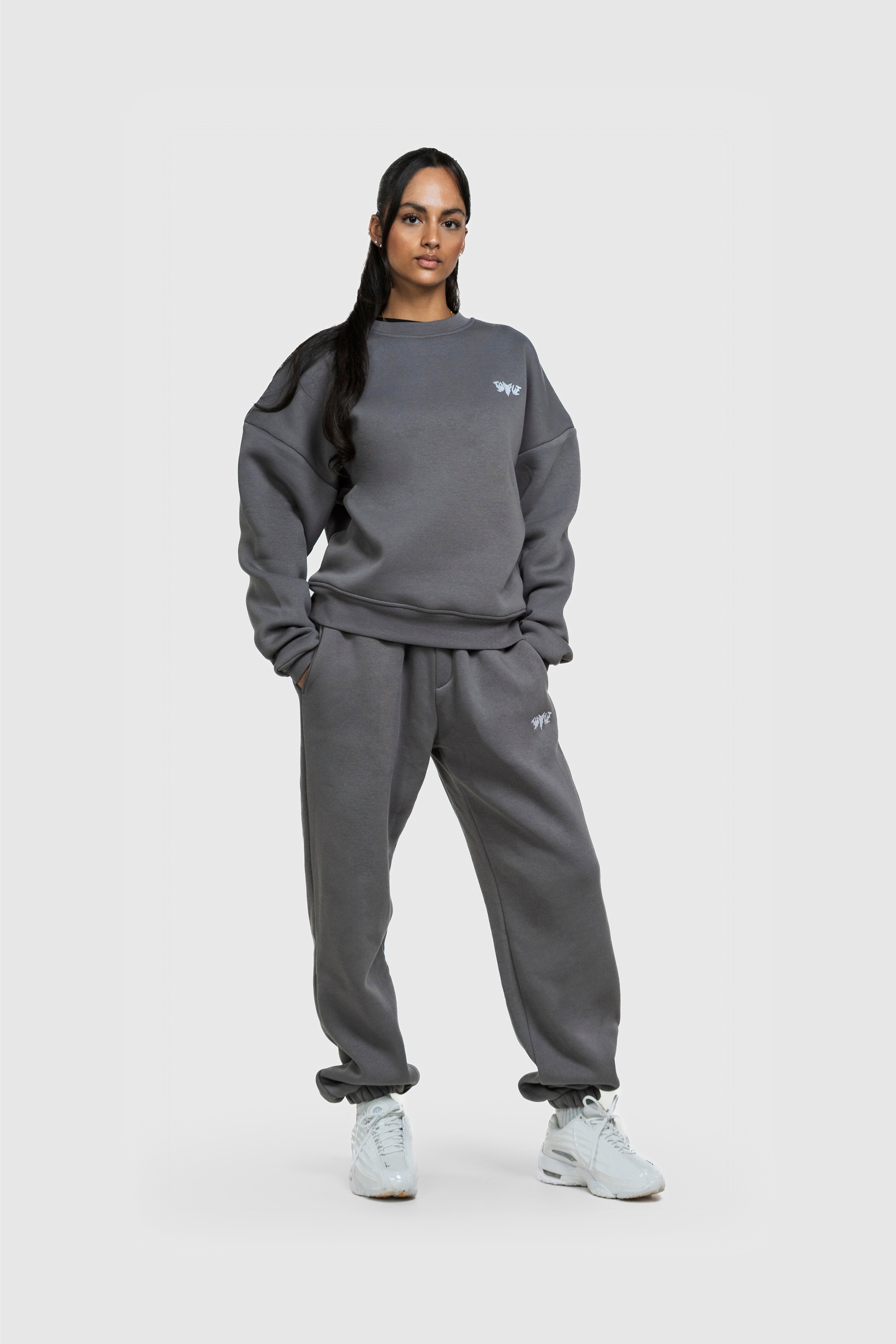 BASIC SWEATER ANTHRAZIT