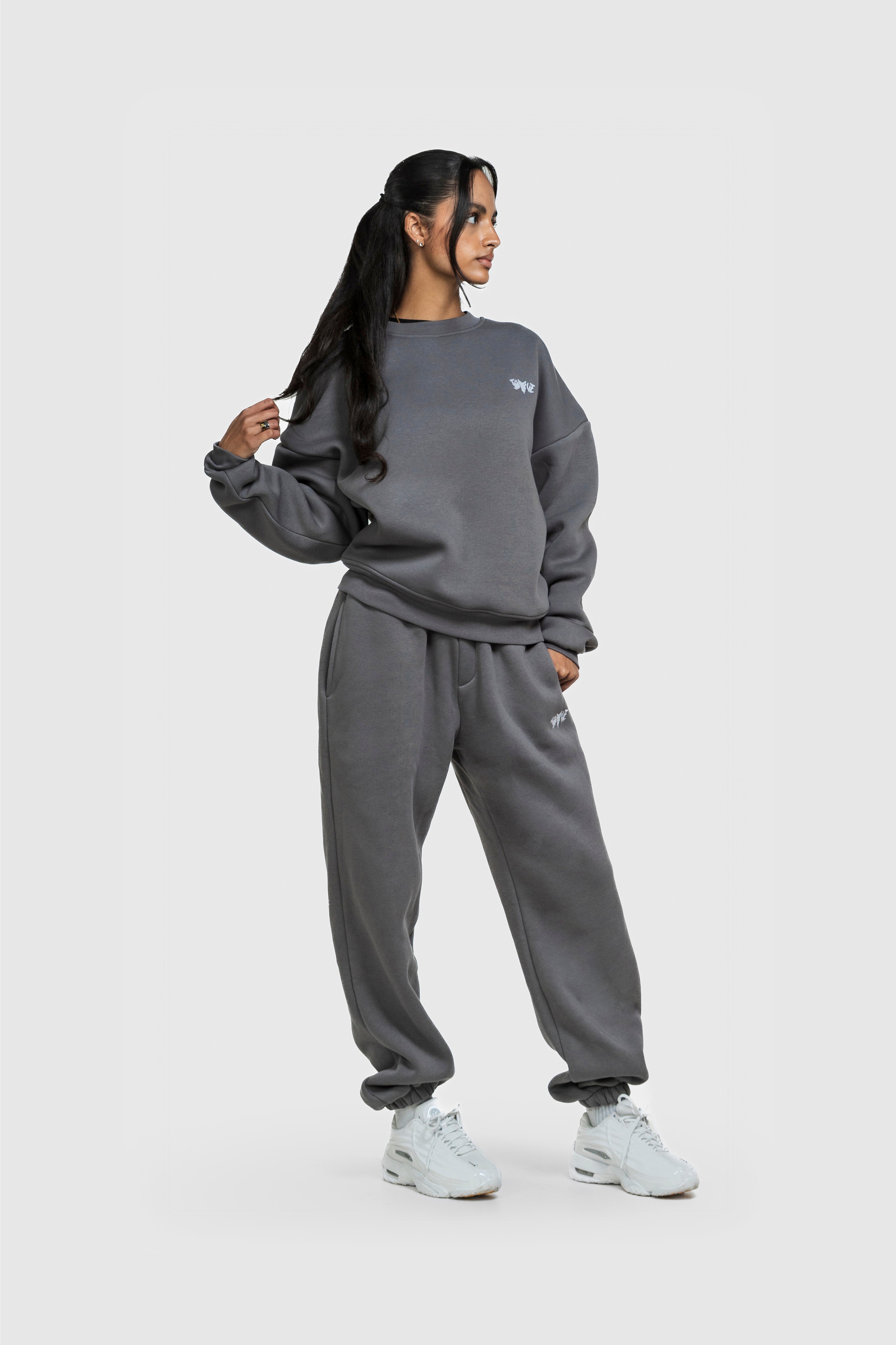 BASIC SWEATER ANTHRAZIT