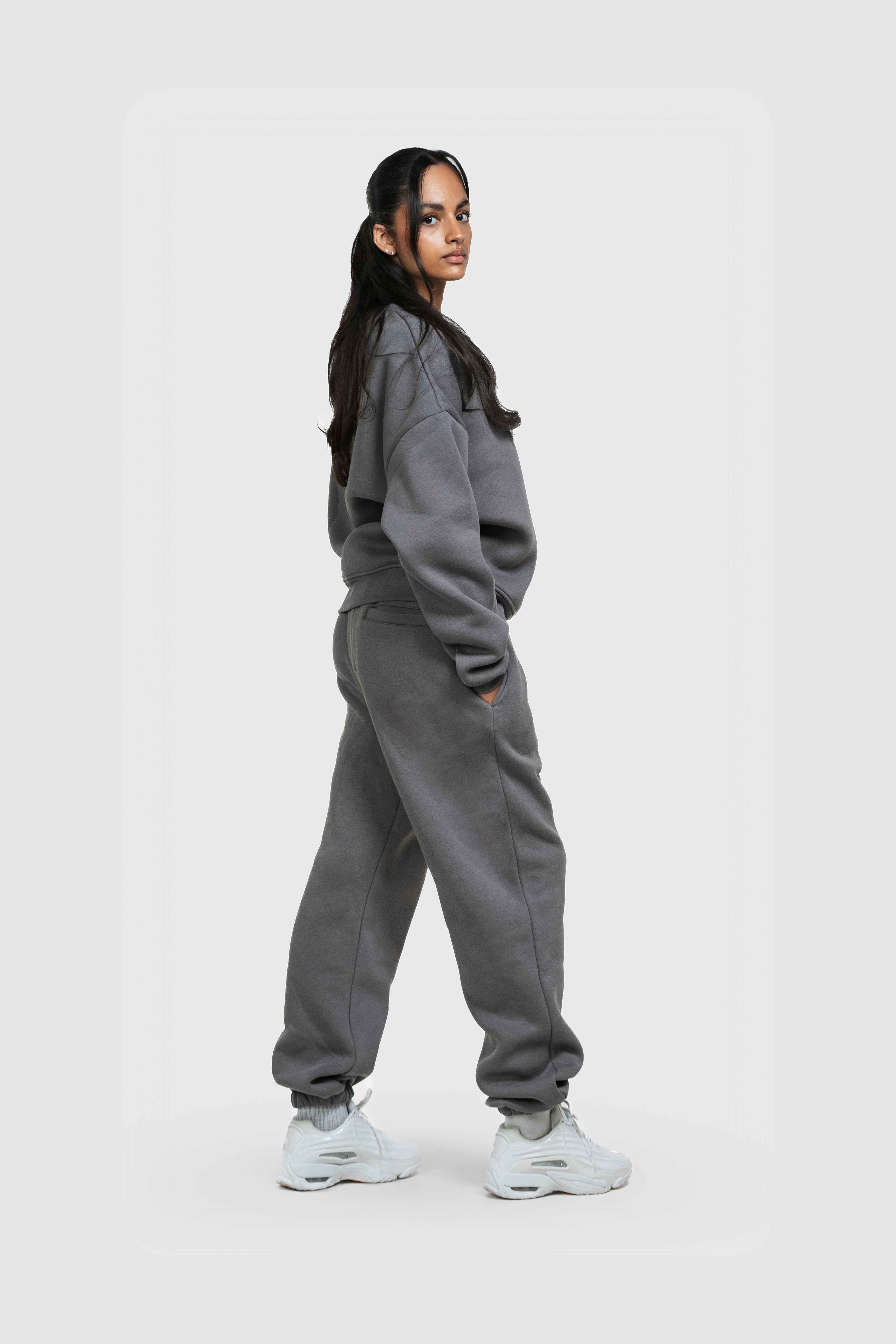 BASIC SWEATER ANTHRAZIT