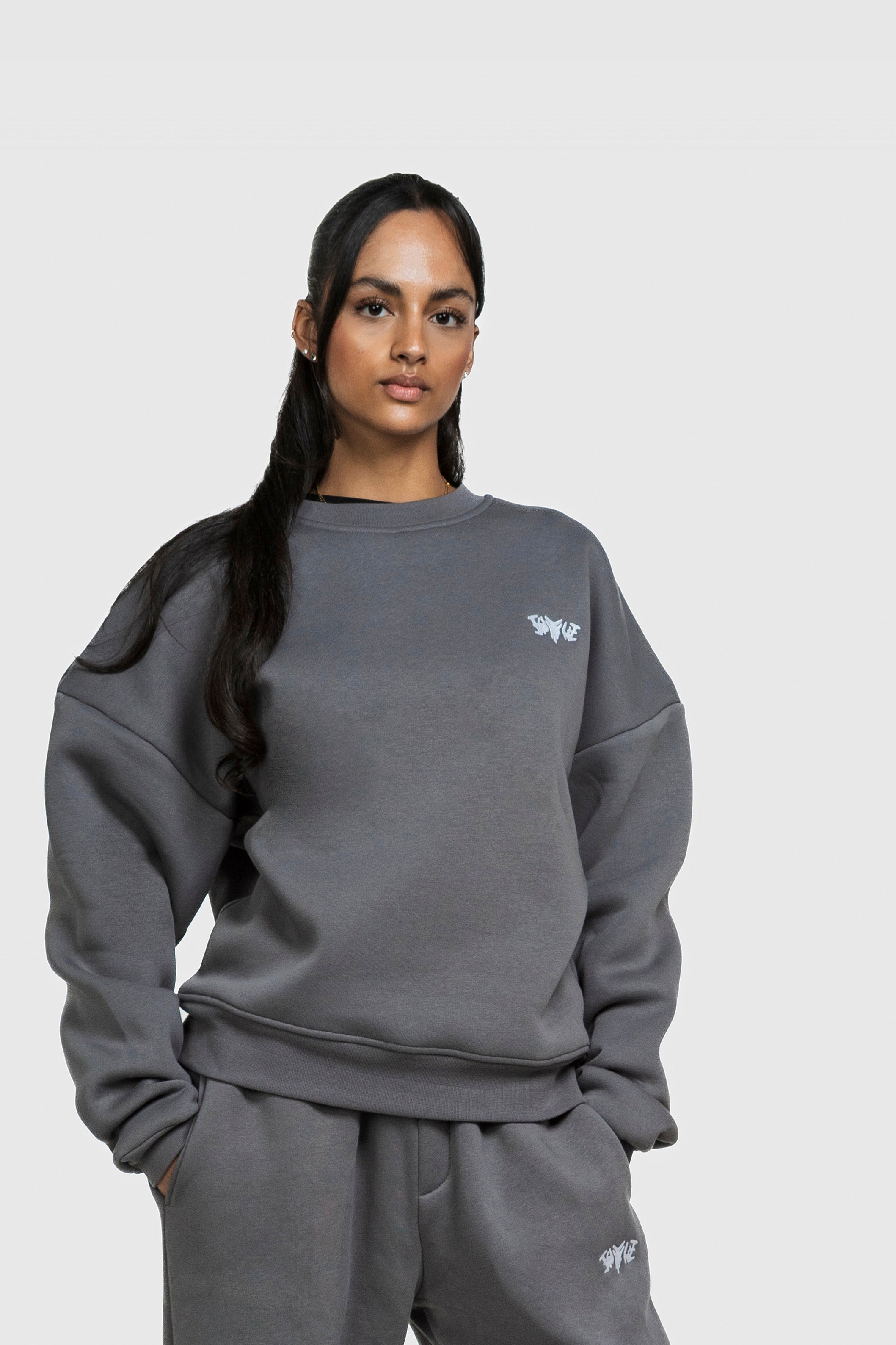 BASIC SWEATER ANTHRAZIT