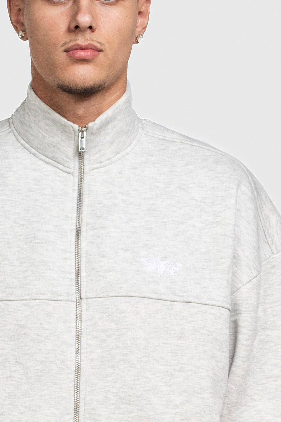 BASIC HIGH NECK ZIP LIGHT GREY