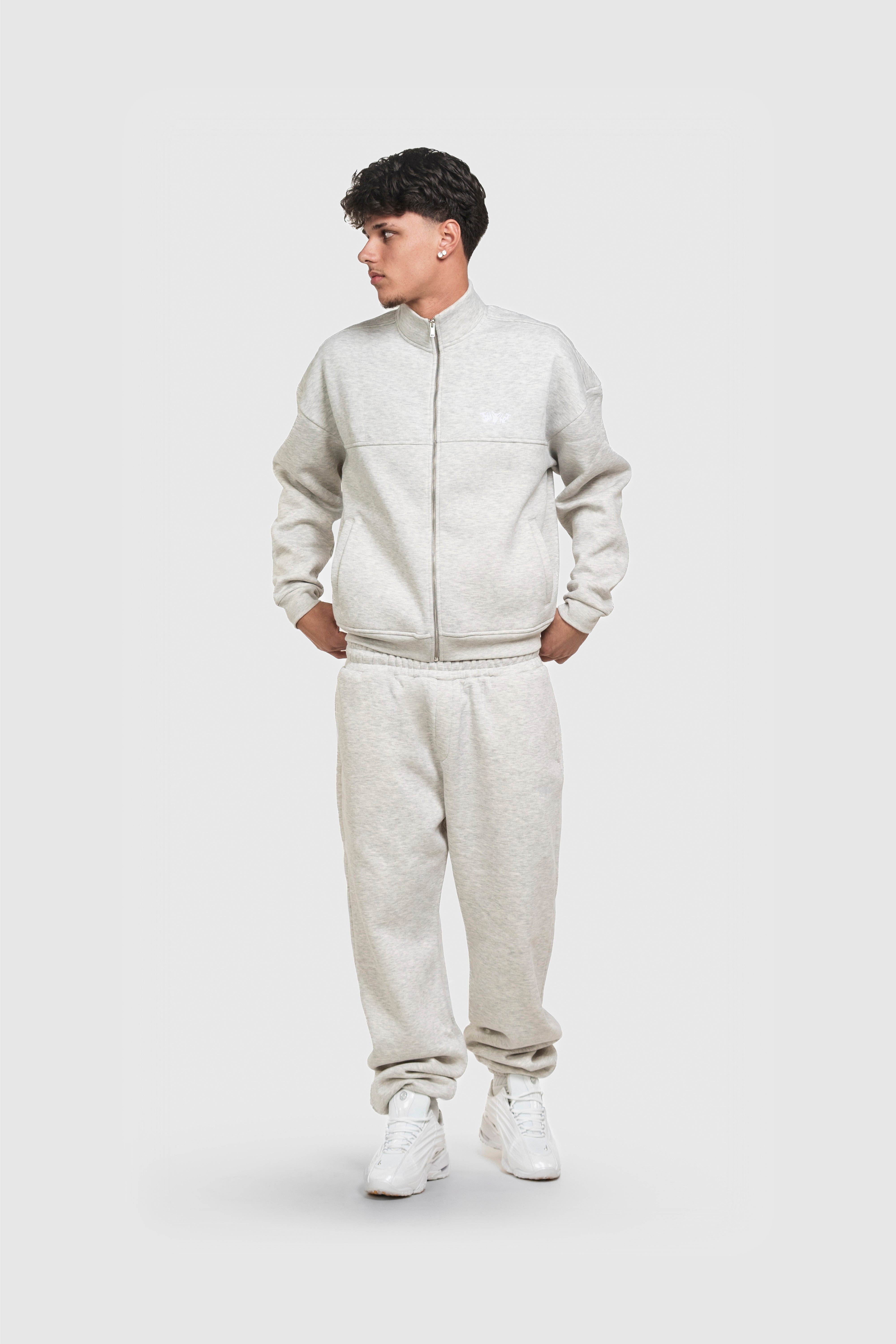 BASIC HIGH NECK ZIP LIGHT GREY
