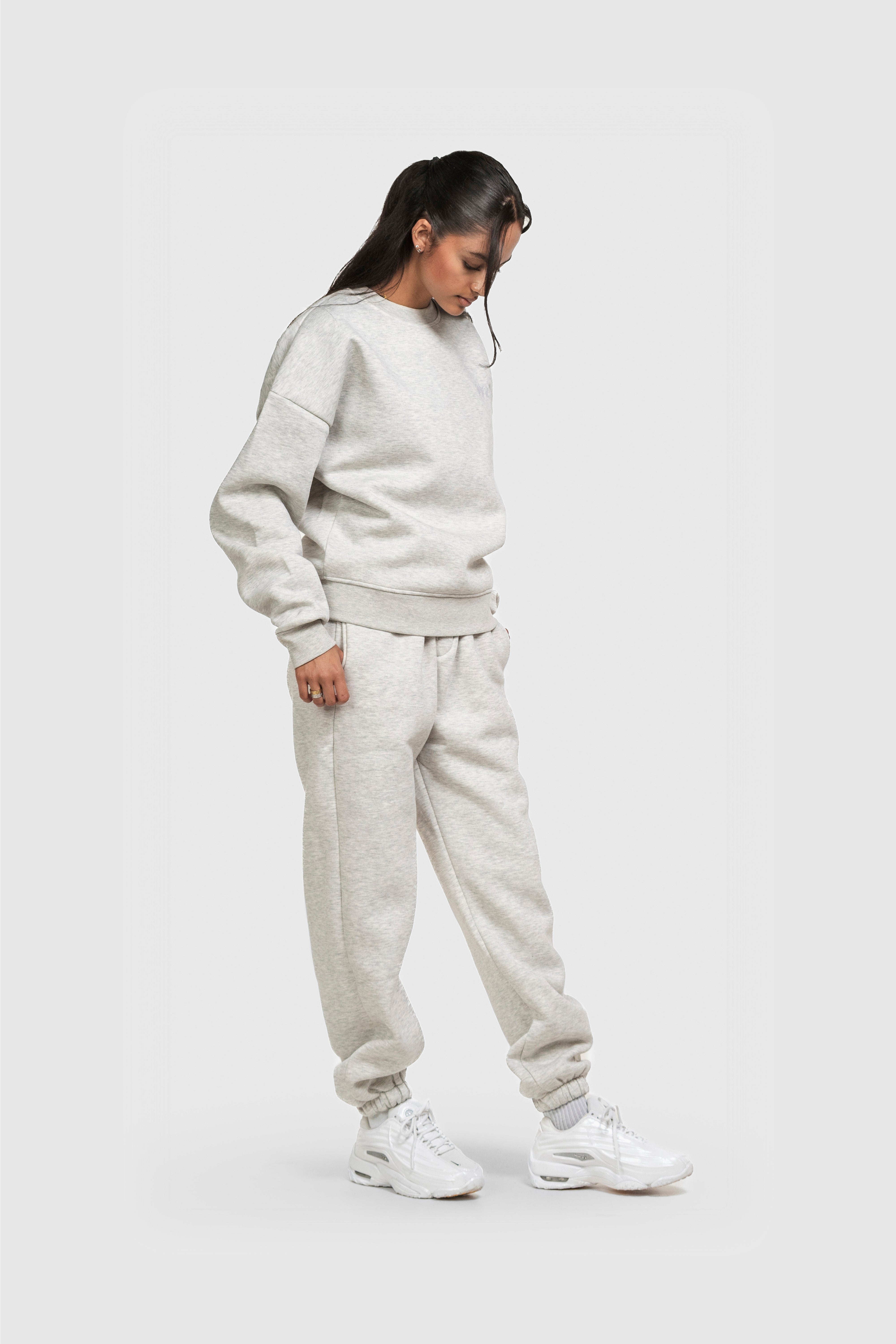 BASIC SWEATER LIGHT GREY