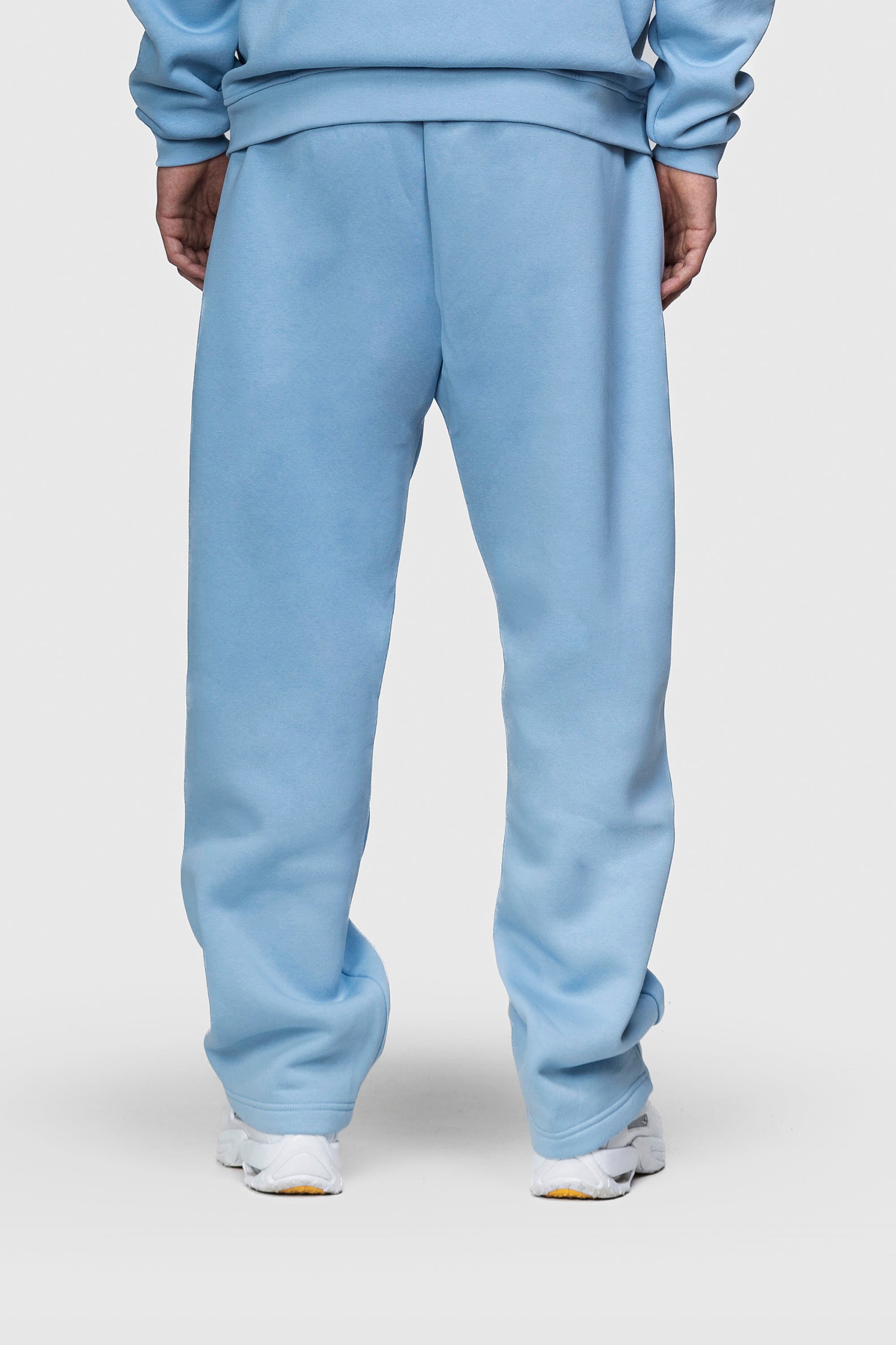 BASIC SWEATPANTS BABYBLUE