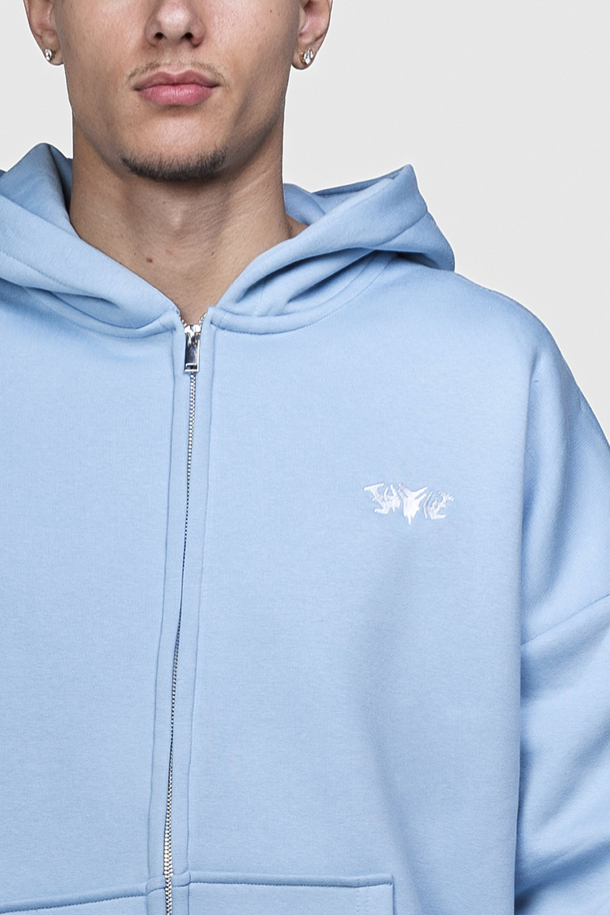 BASIC ZIP HOODIE BABYBLUE