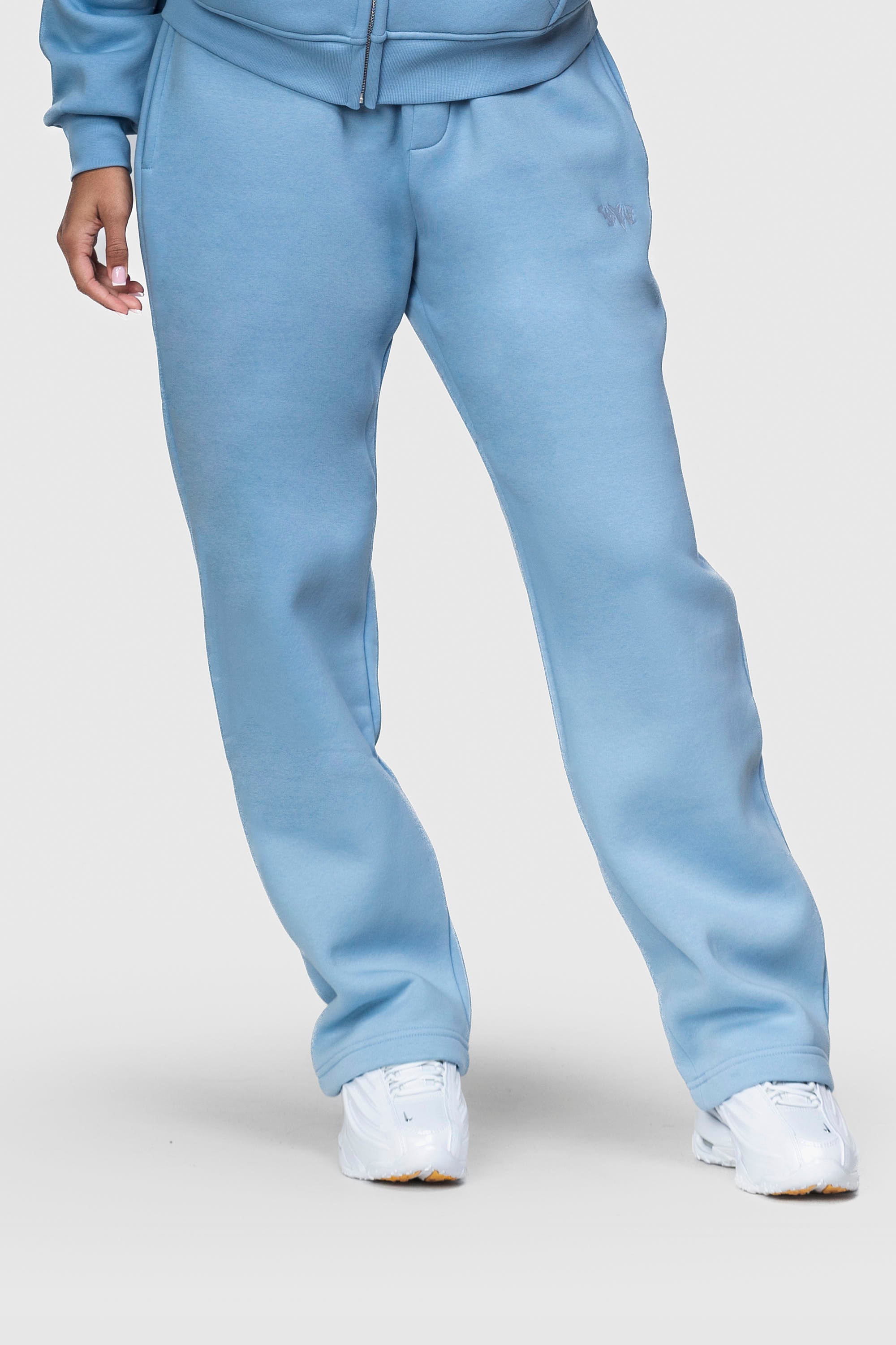 BASIC SWEATPANTS BABYBLUE