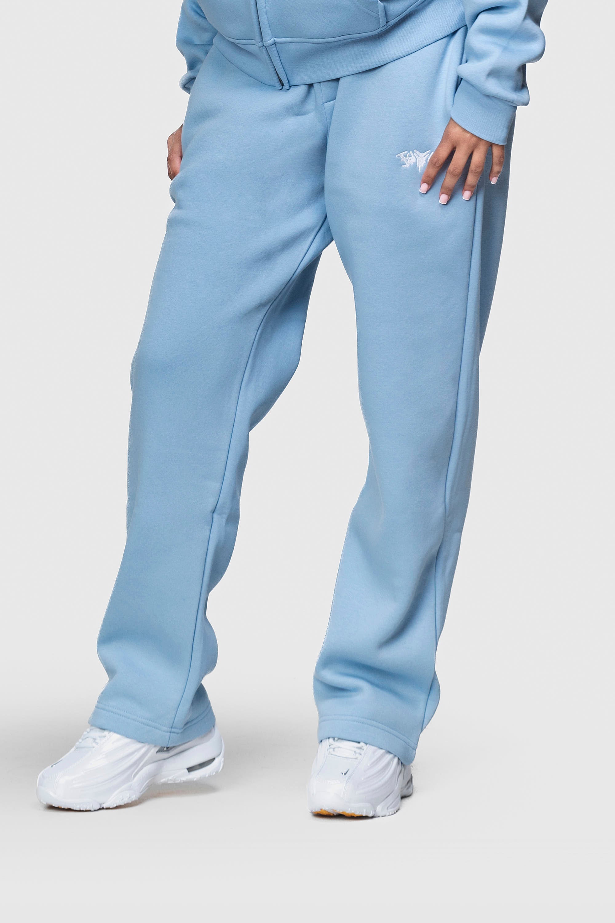 BASIC SWEATPANTS BABYBLUE