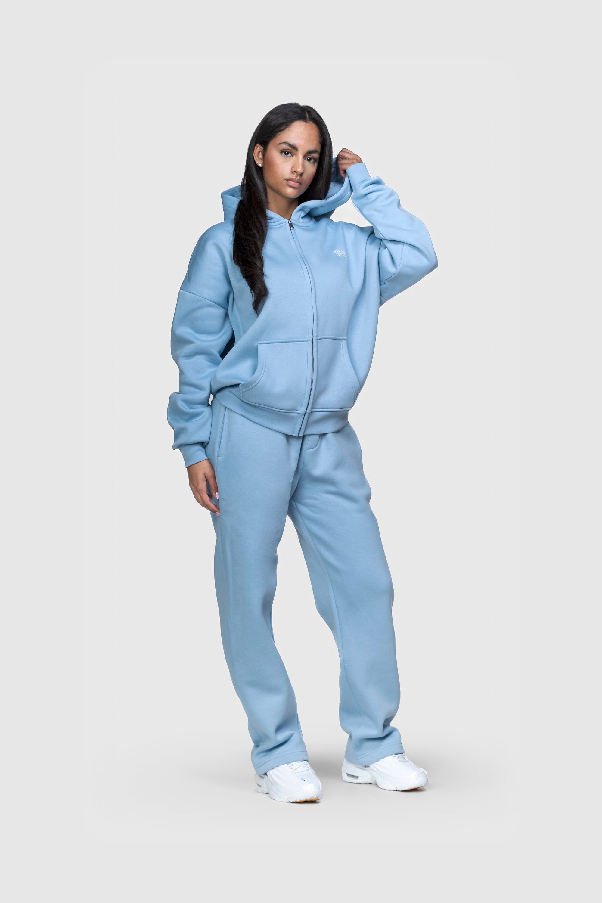BASIC ZIP HOODIE BABYBLUE
