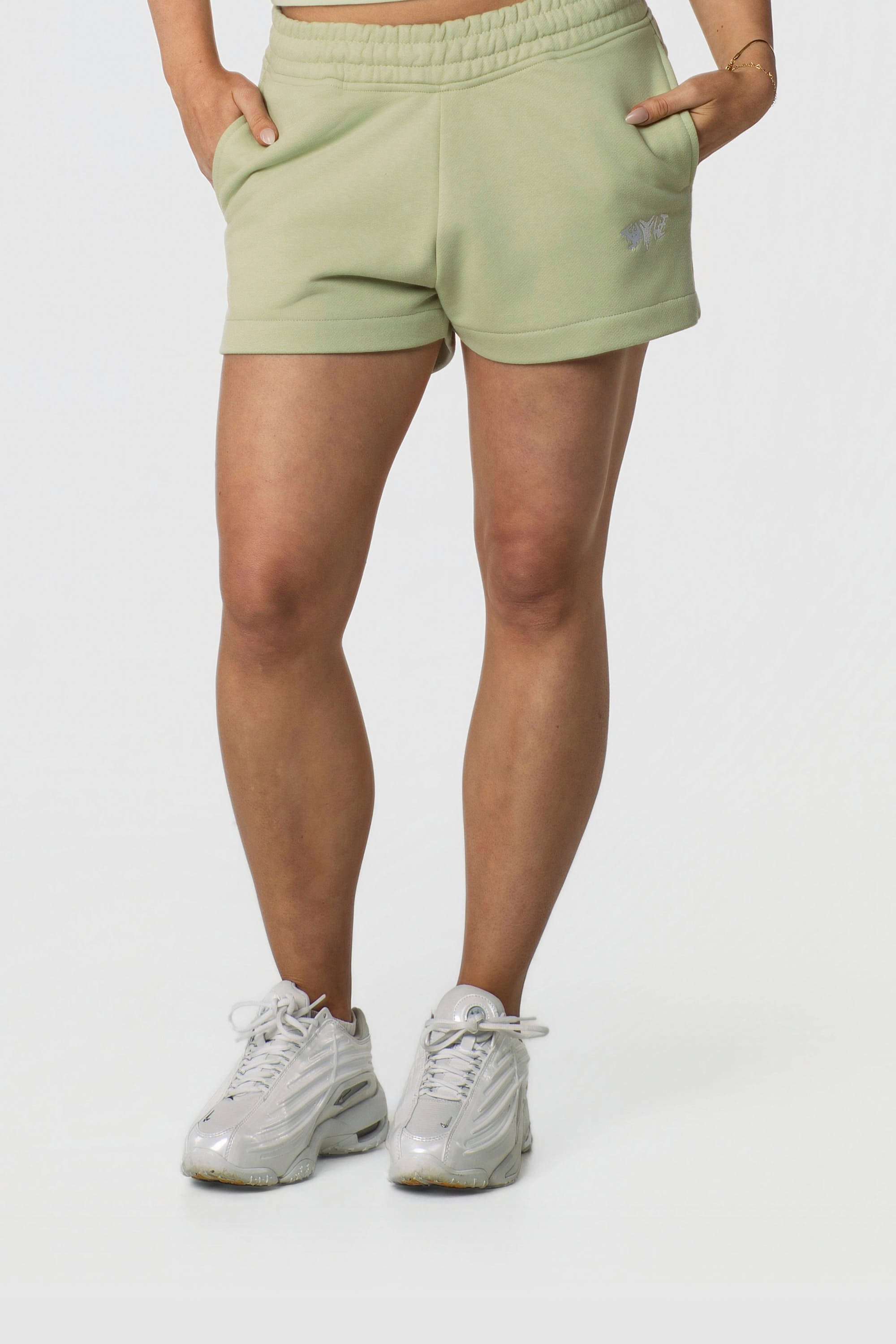 WOMEN SHORTS MINT