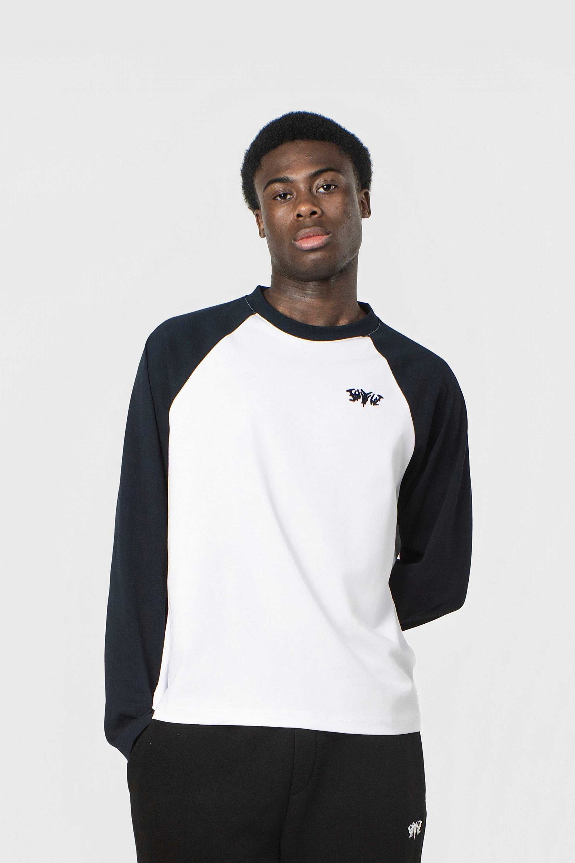 RAGLAN LONGSLEEVE NAVY