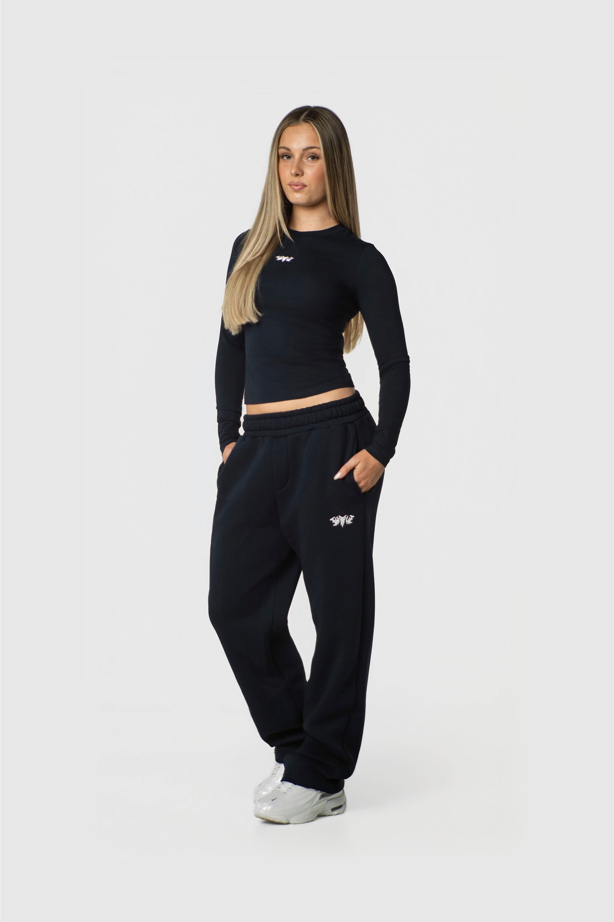WOMEN LONGSLEEVE NAVY