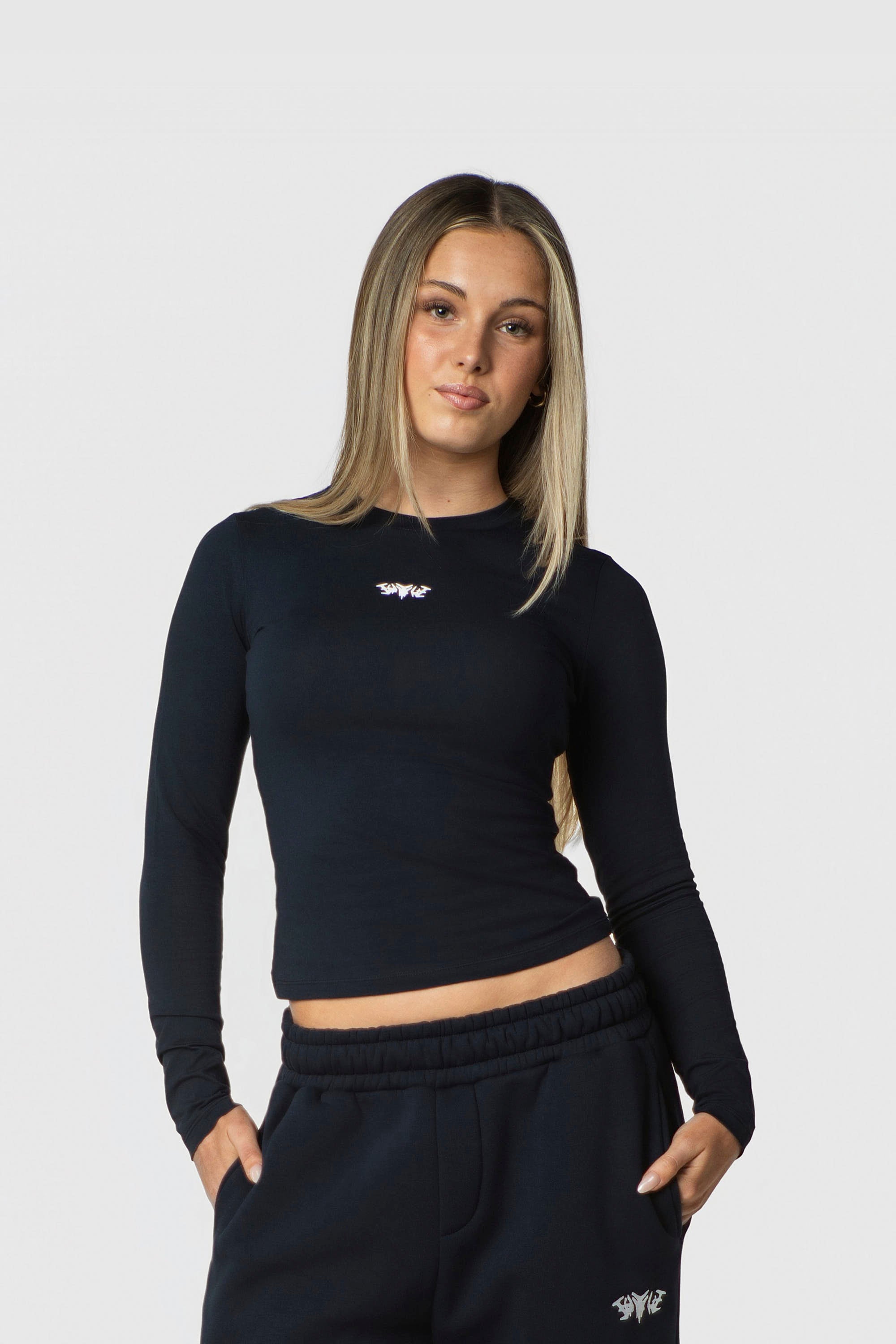 WOMEN LONGSLEEVE NAVY