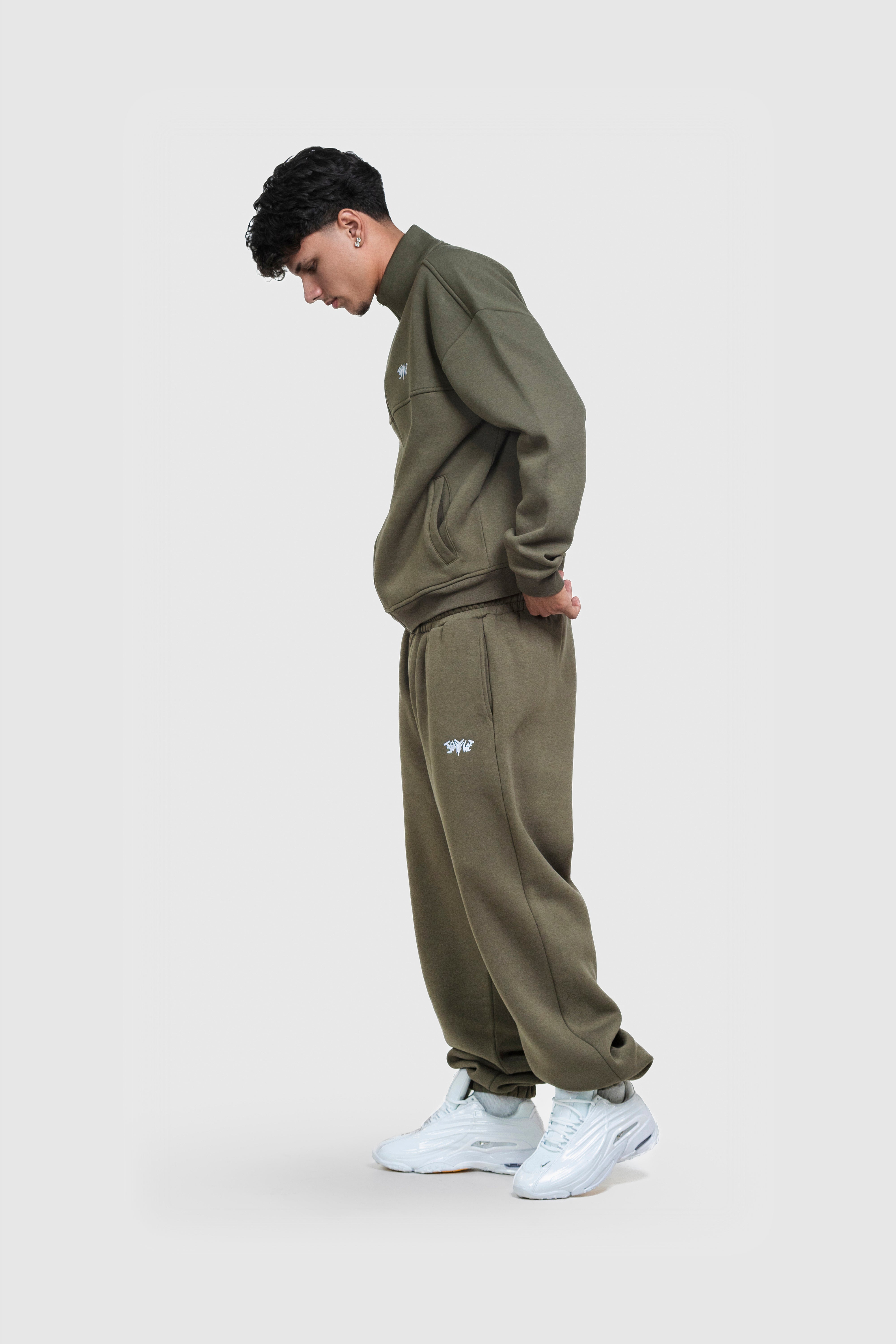 BASIC HIGH NECK ZIP OLIVE