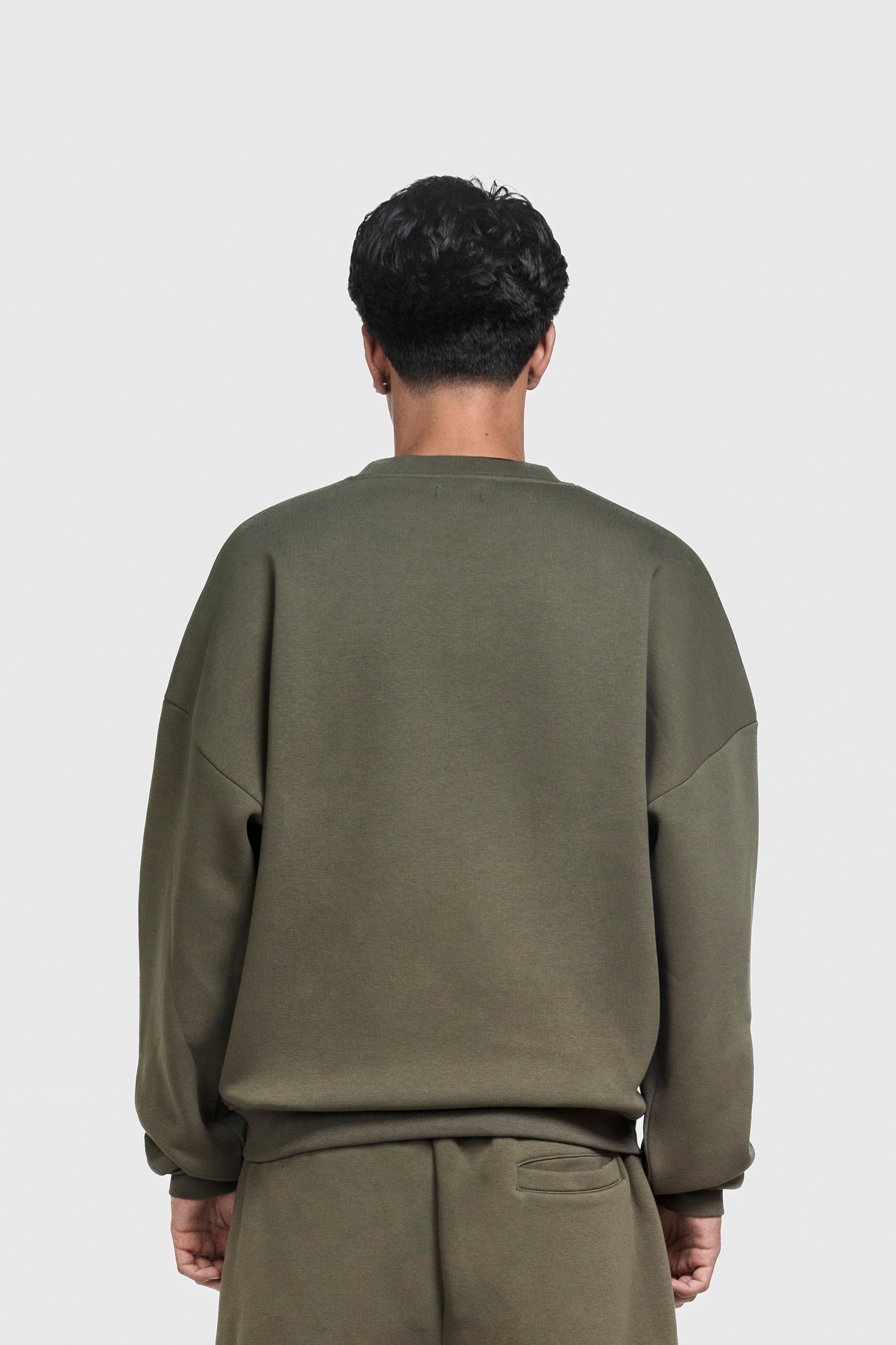 BASIC SWEATER OLIVE