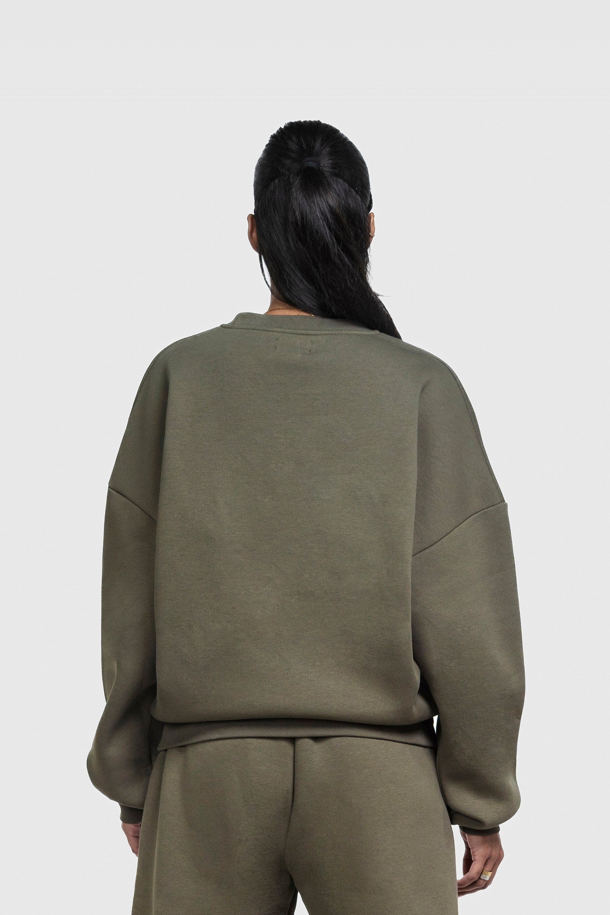 BASIC SWEATER OLIVE