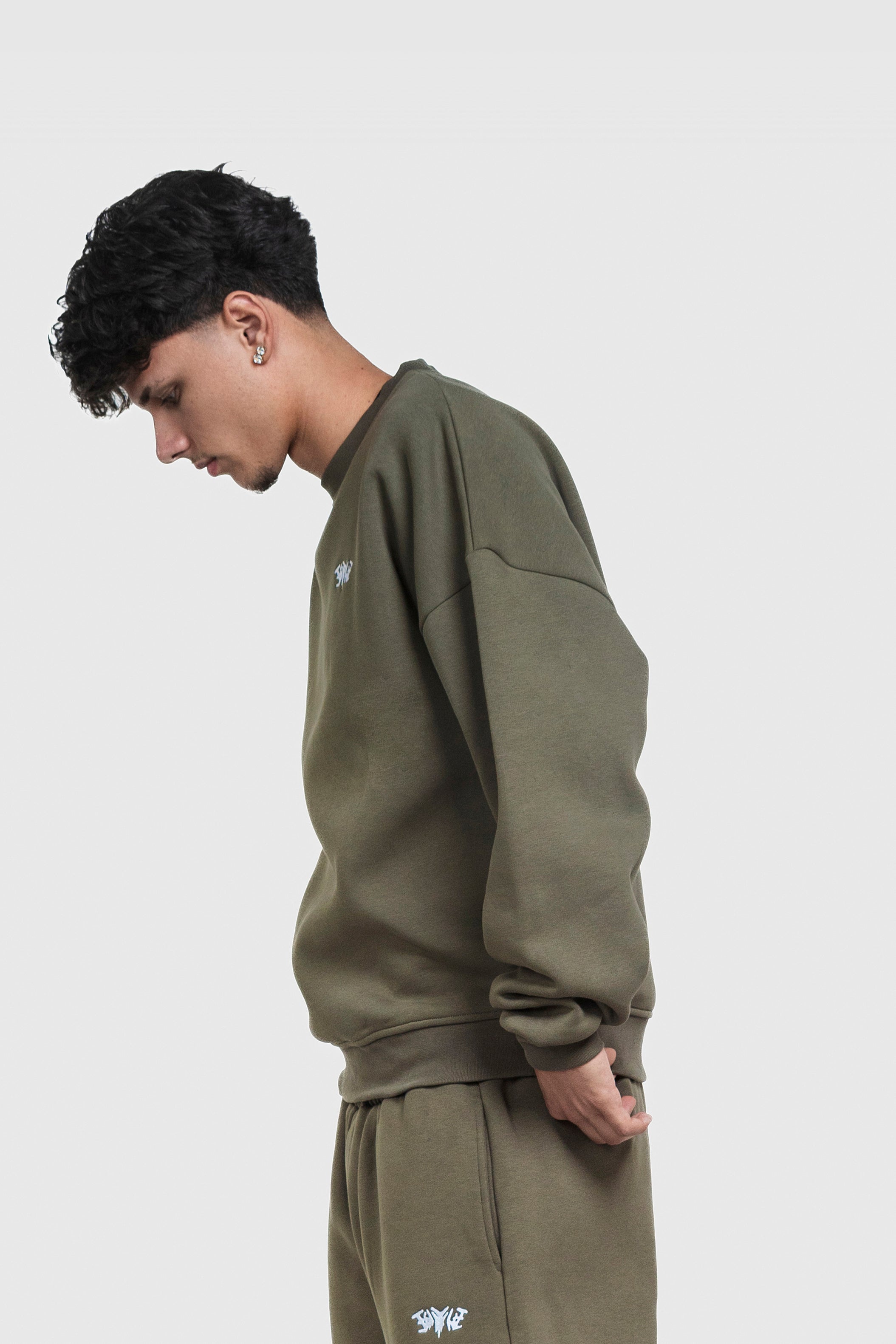 BASIC SWEATER OLIVE