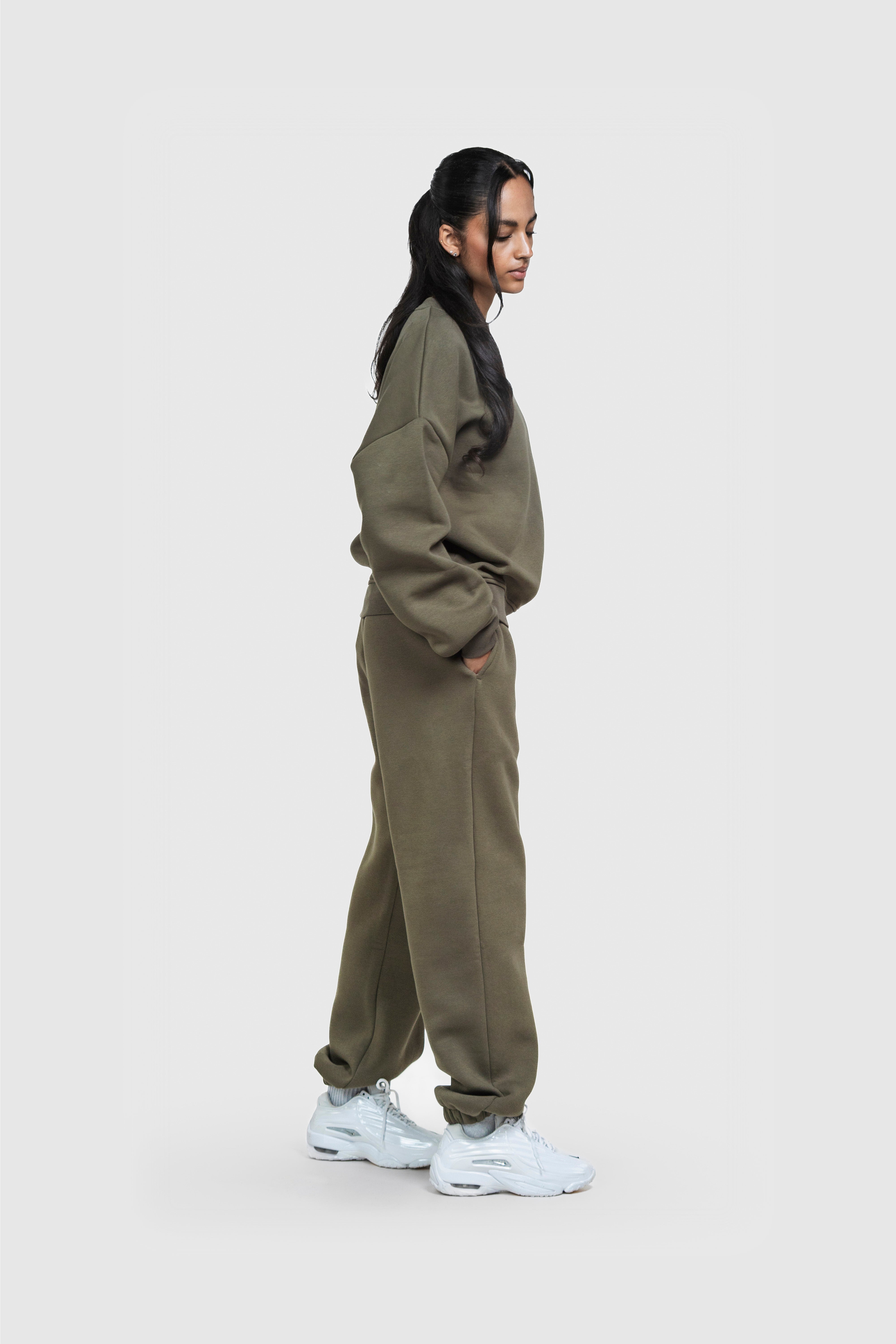 BASIC SWEATER OLIVE