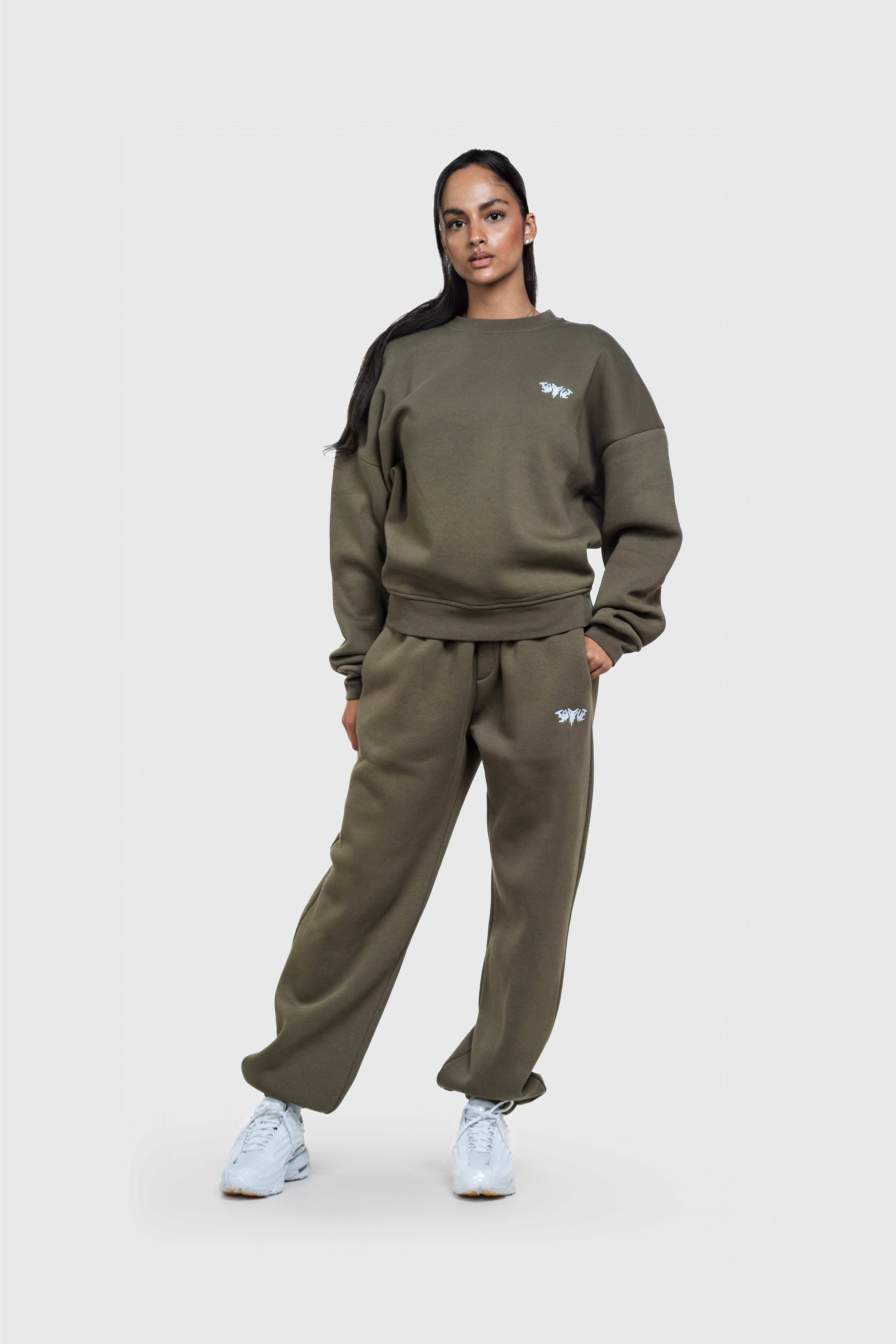 BASIC SWEATER OLIVE