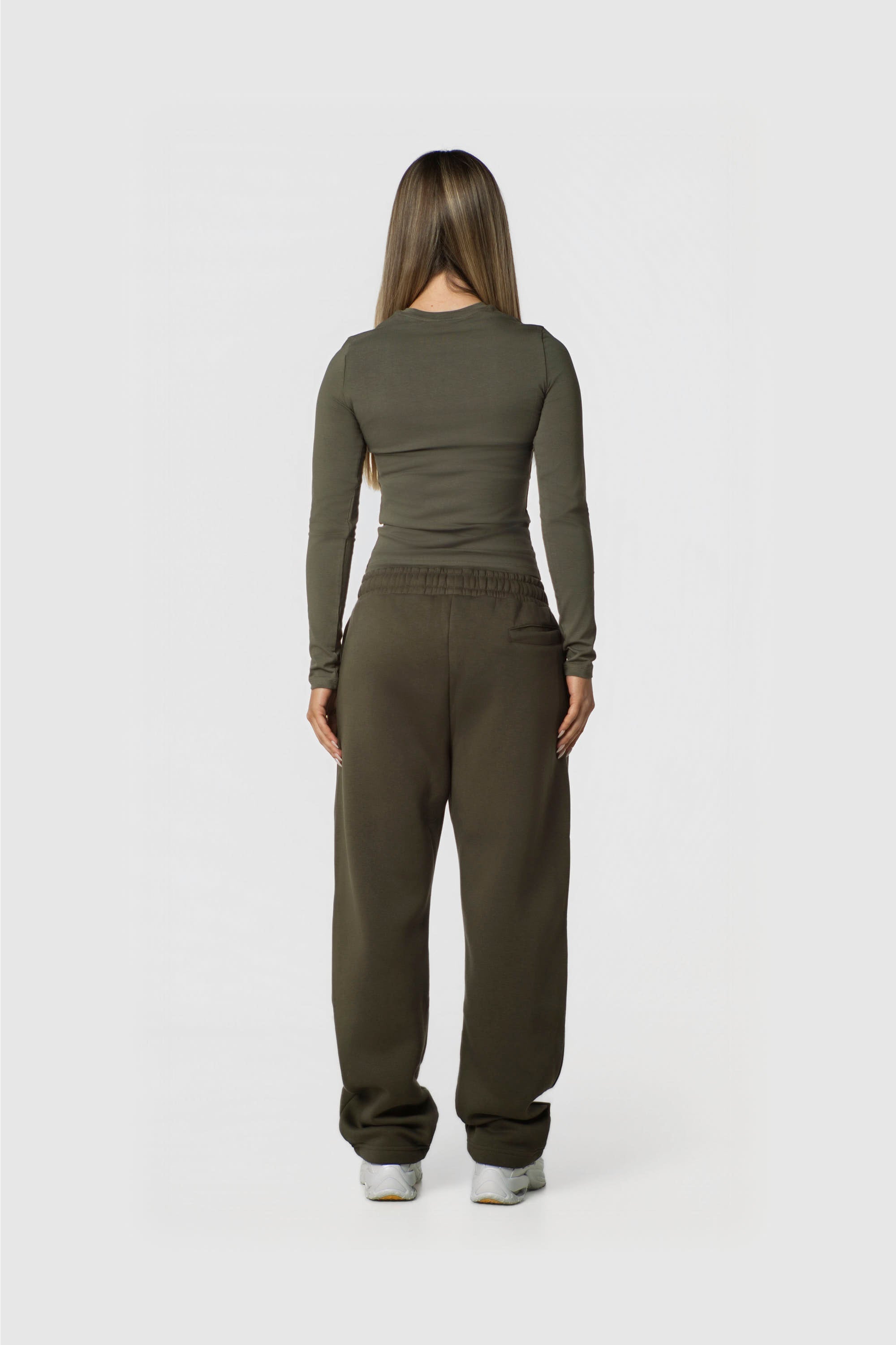 WOMEN LONGSLEEVE OLIVE