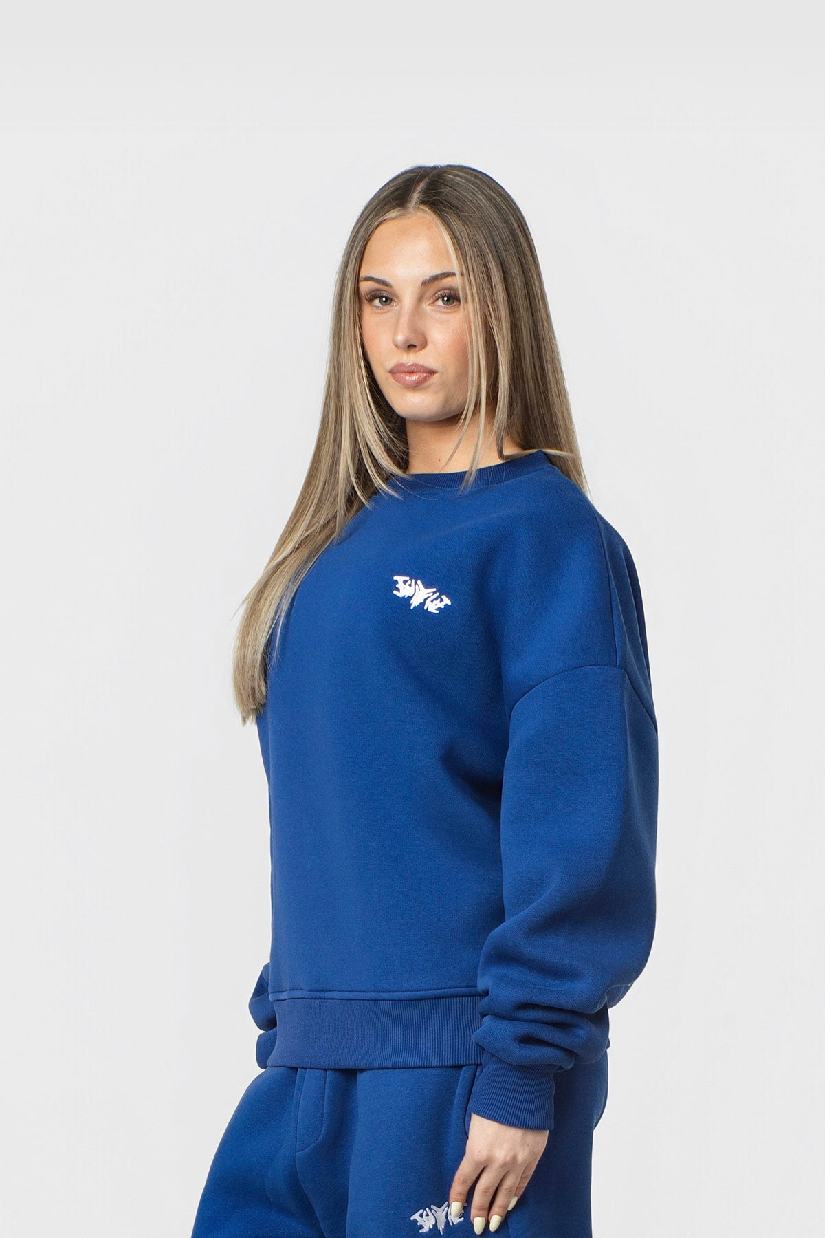 BASIC SWEATER ROYAL BLUE