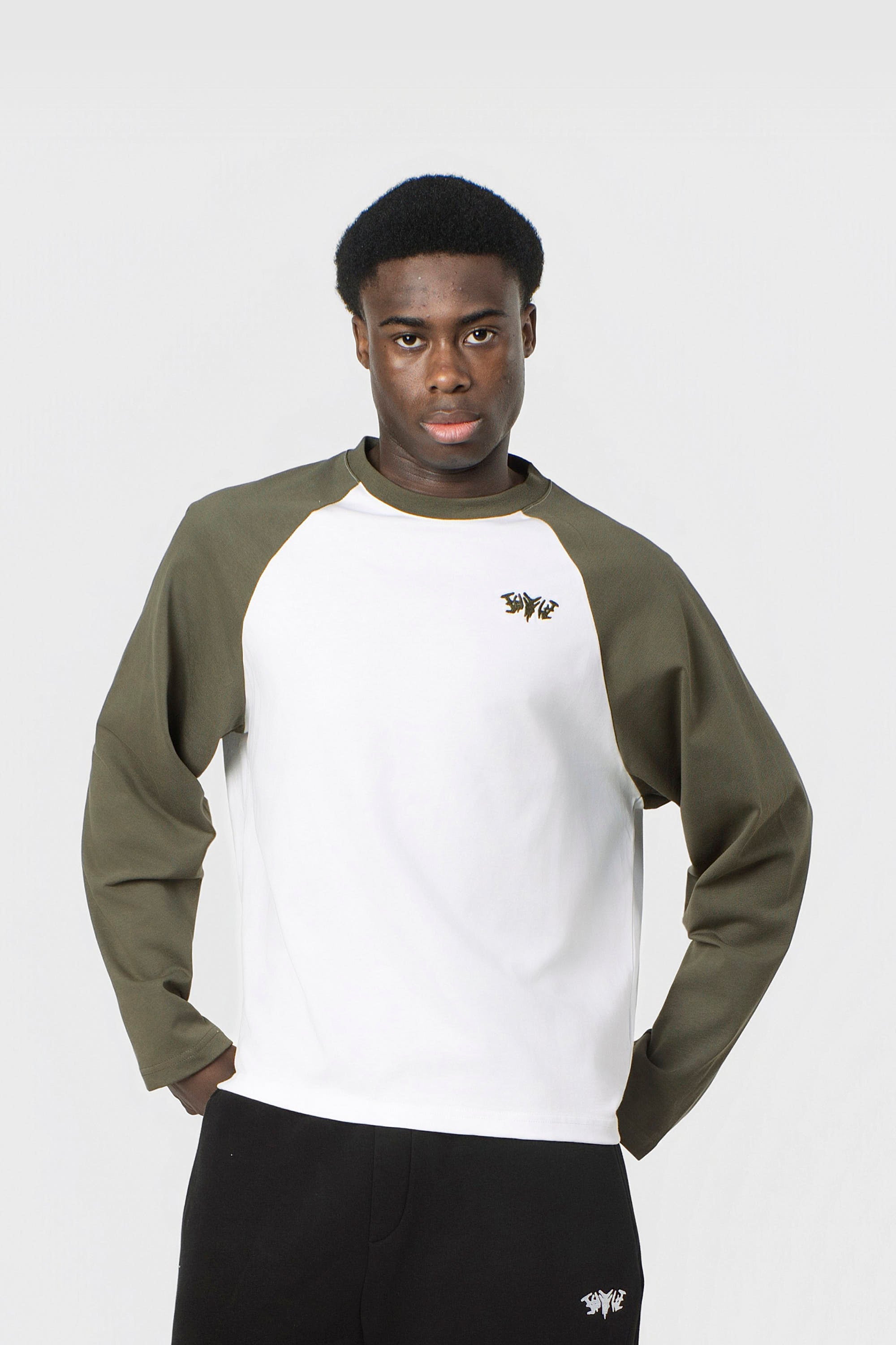 RAGLAN LONGSLEEVE OLIVE