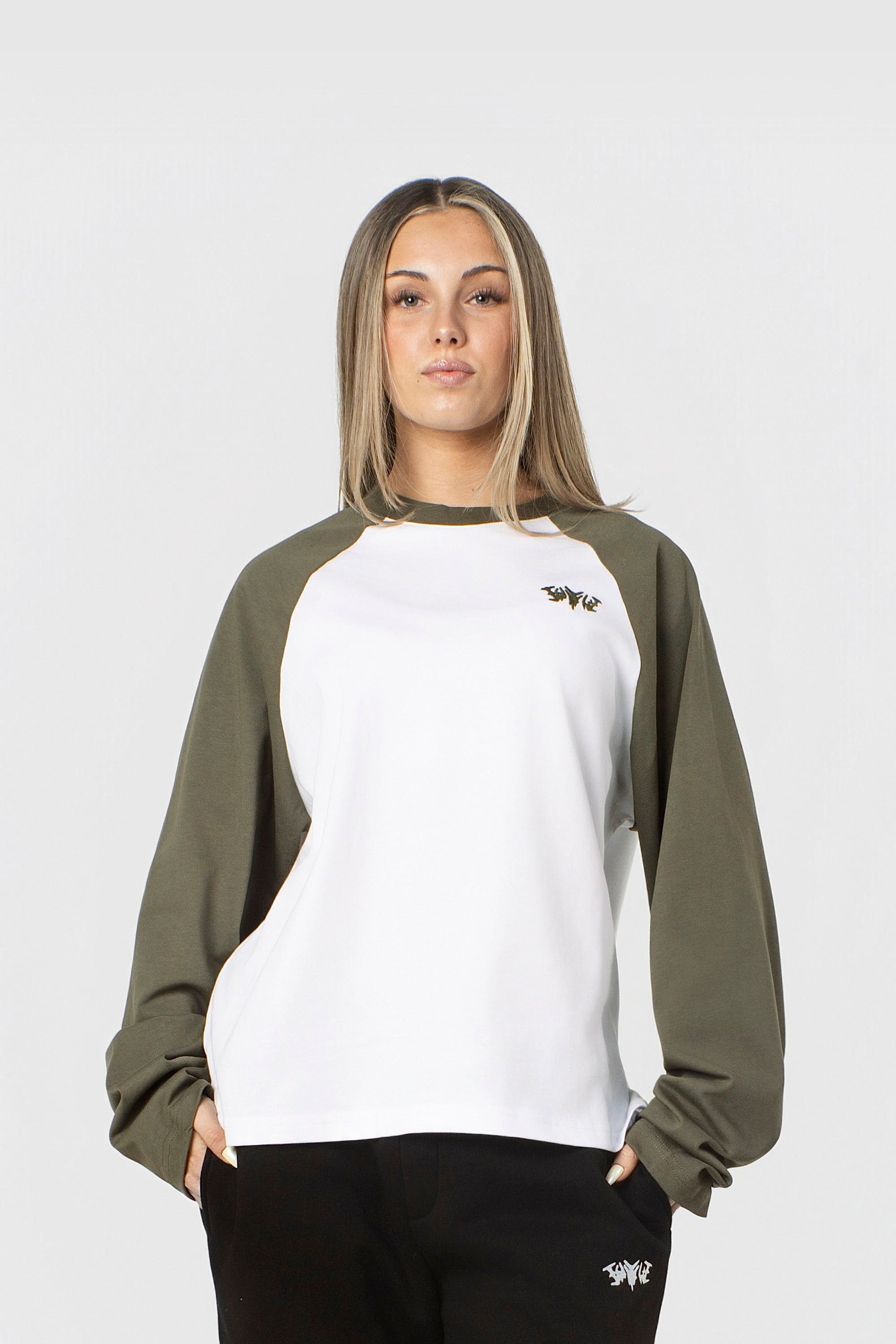 RAGLAN LONGSLEEVE OLIVE