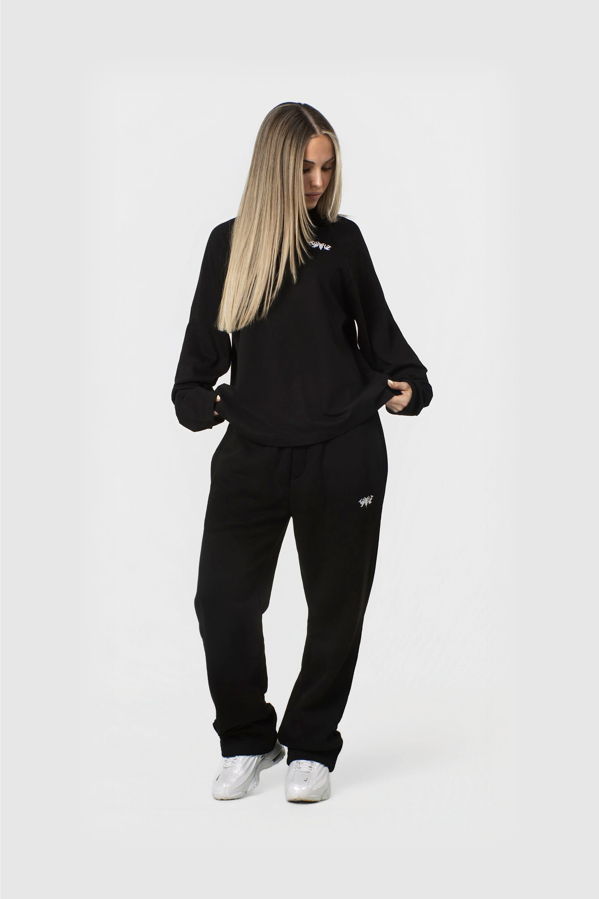 RAGLAN LONGSLEEVE BLACK