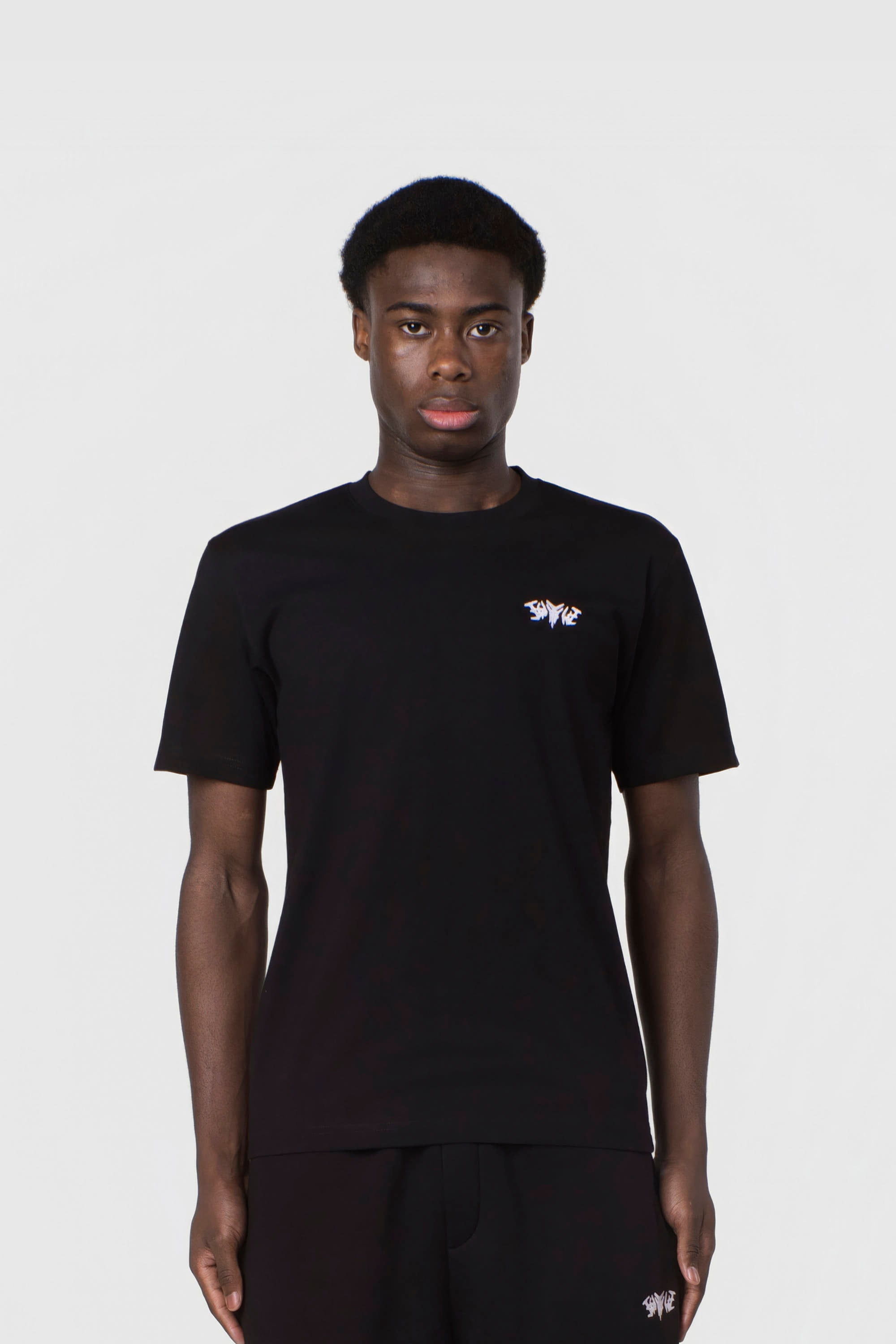 SLIM BASIC SHIRT BLACK