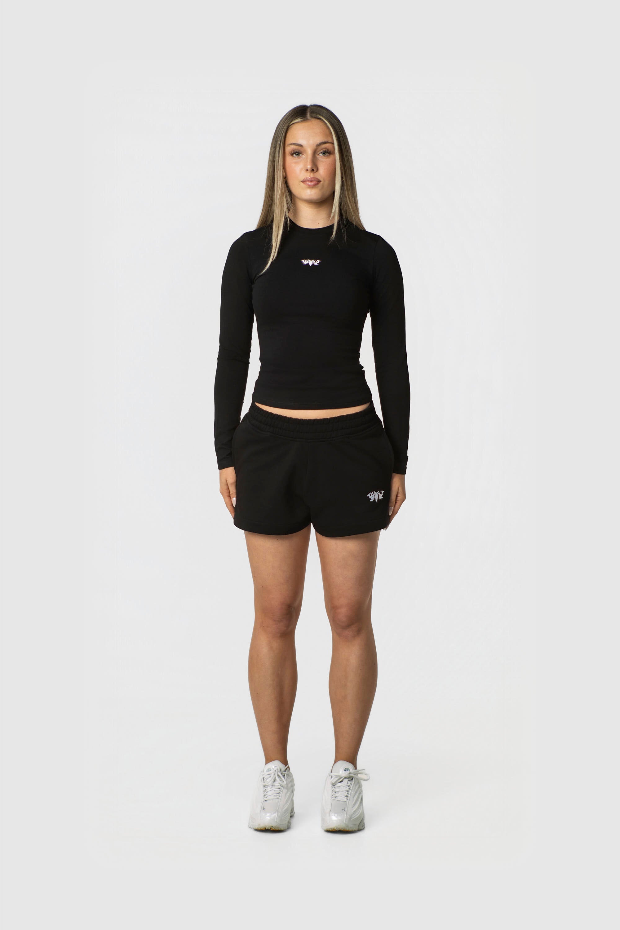 WOMEN LONGSLEEVE BLACK