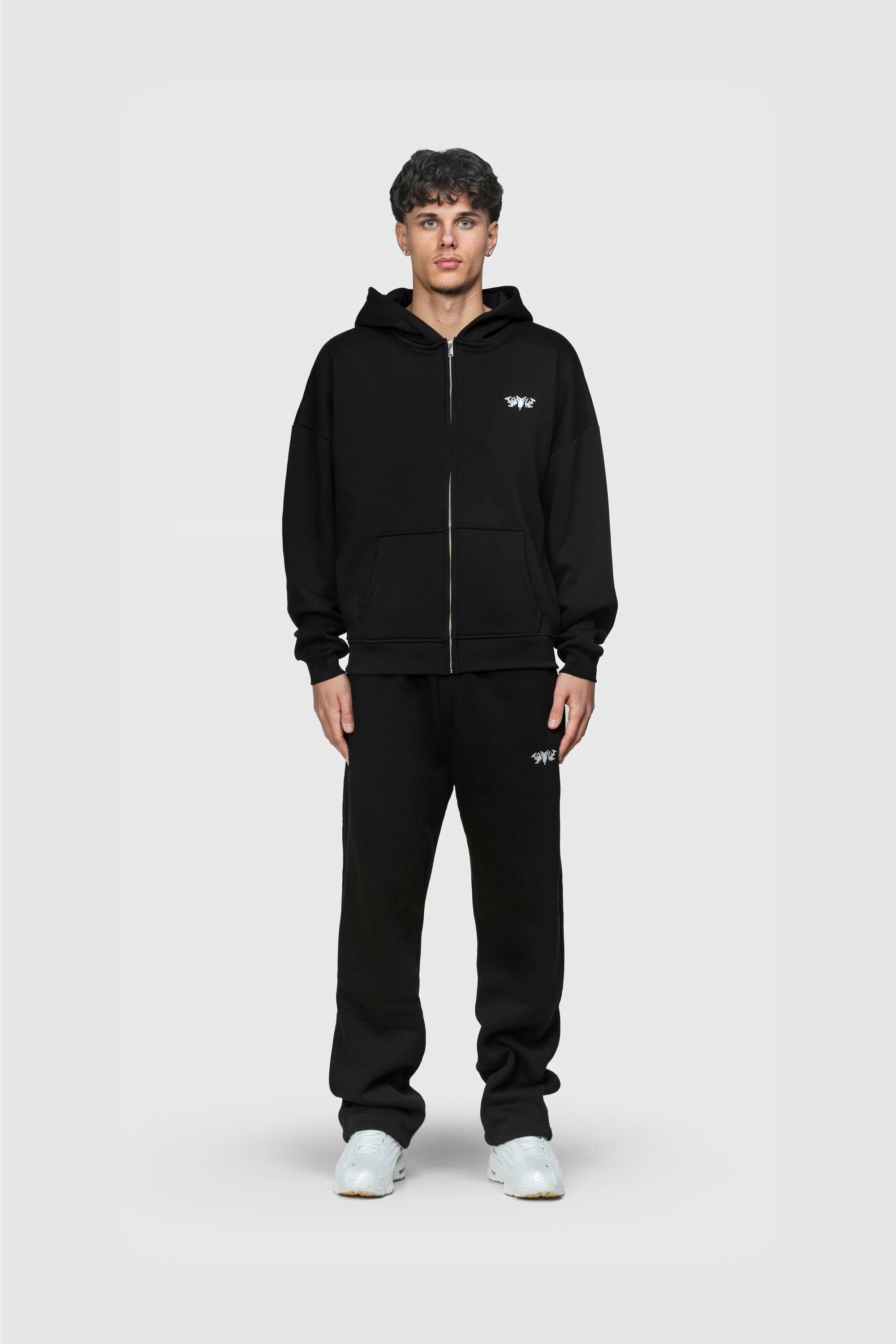 BASIC ZIP HOODIE BLACK