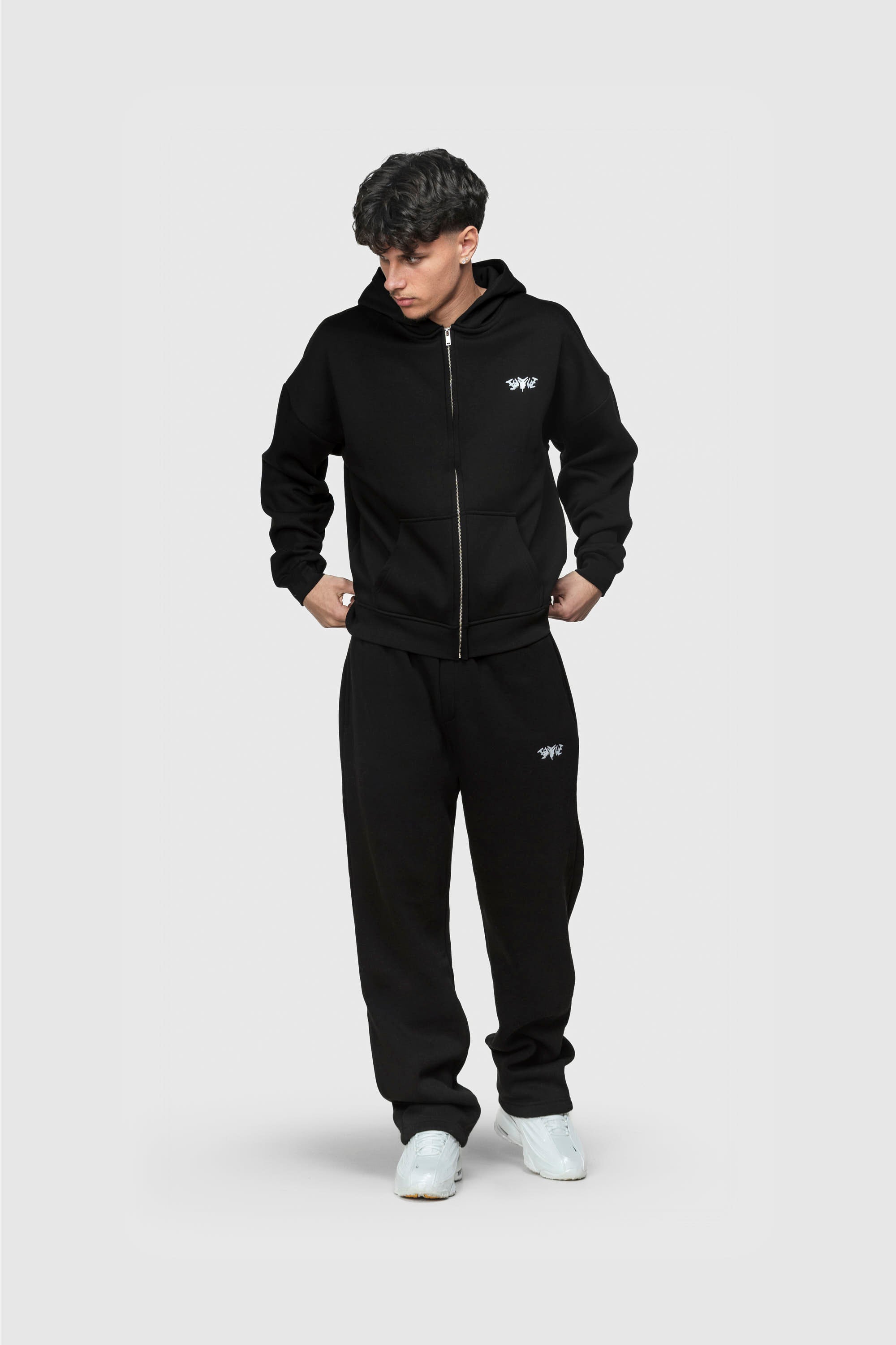 BASIC ZIP HOODIE BLACK