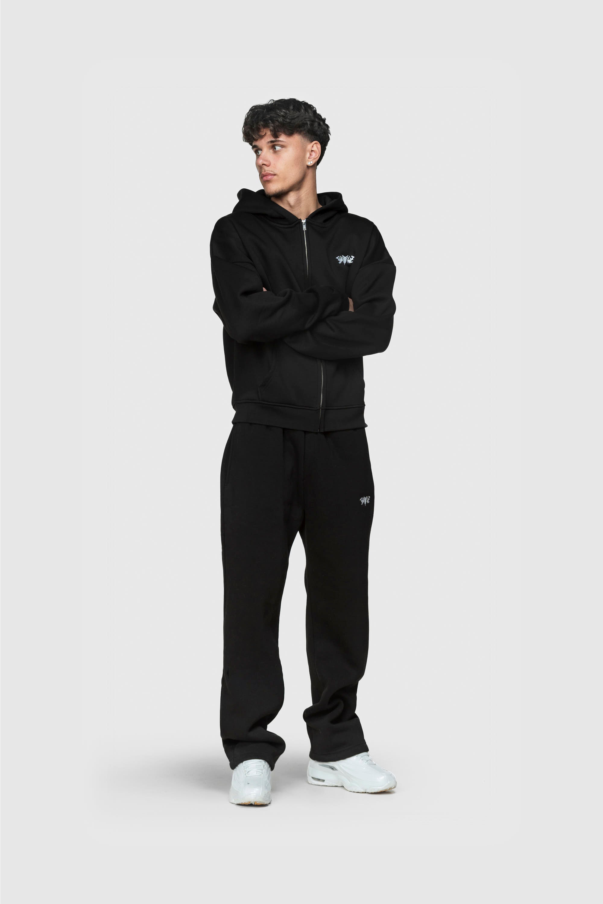 BASIC ZIP HOODIE BLACK