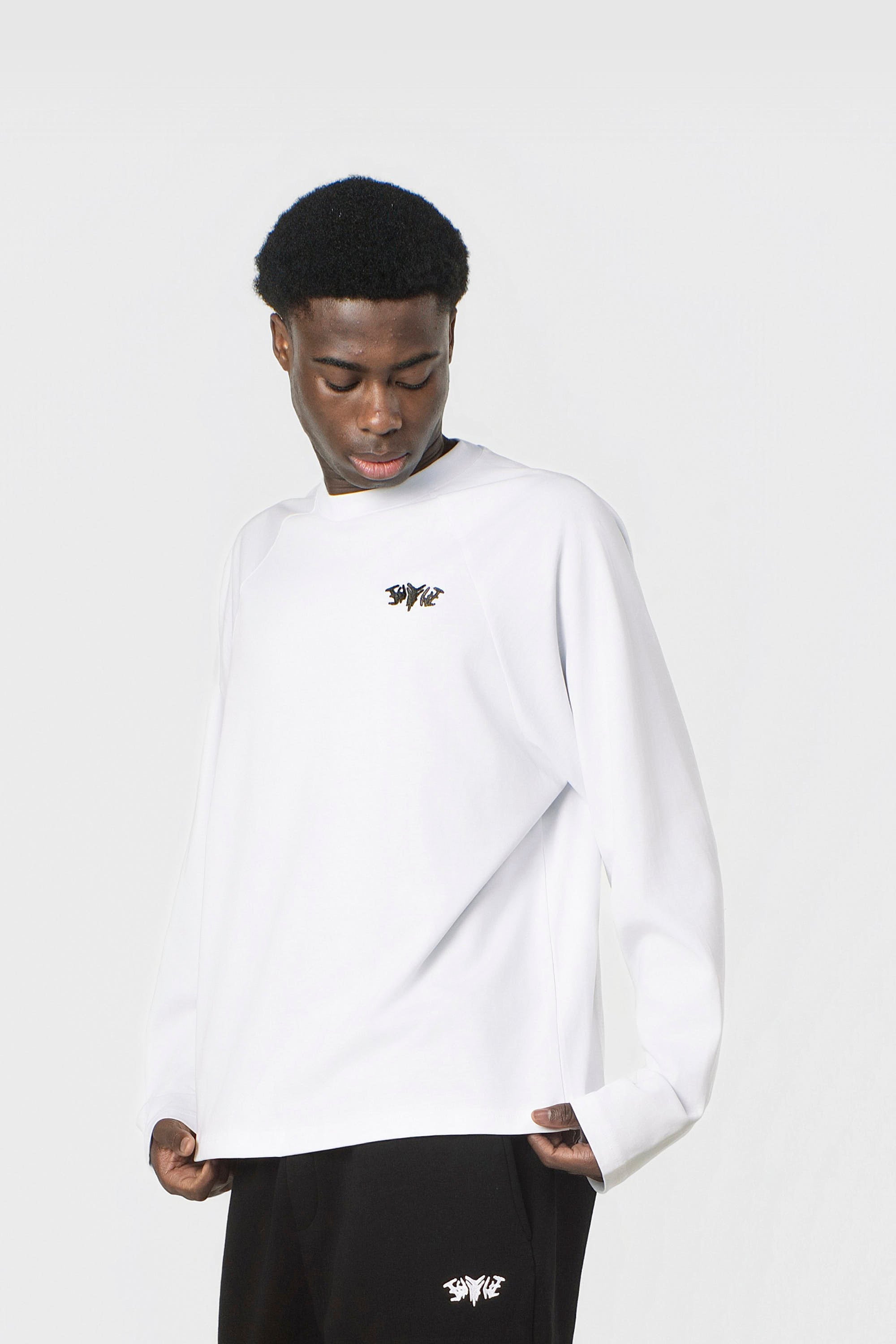 RAGLAN LONGSLEEVE WHITE