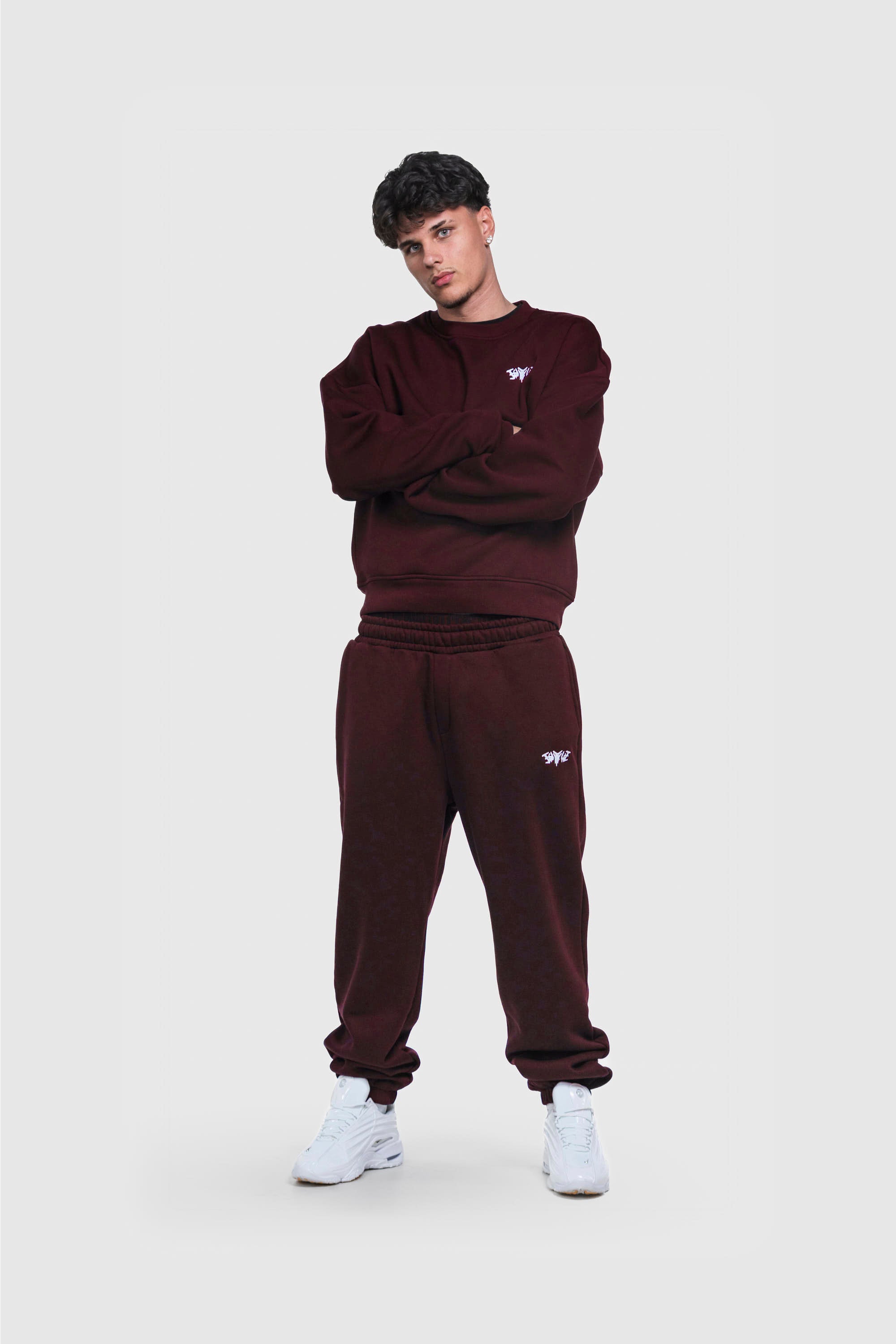 BASIC SWEATER REDWINE