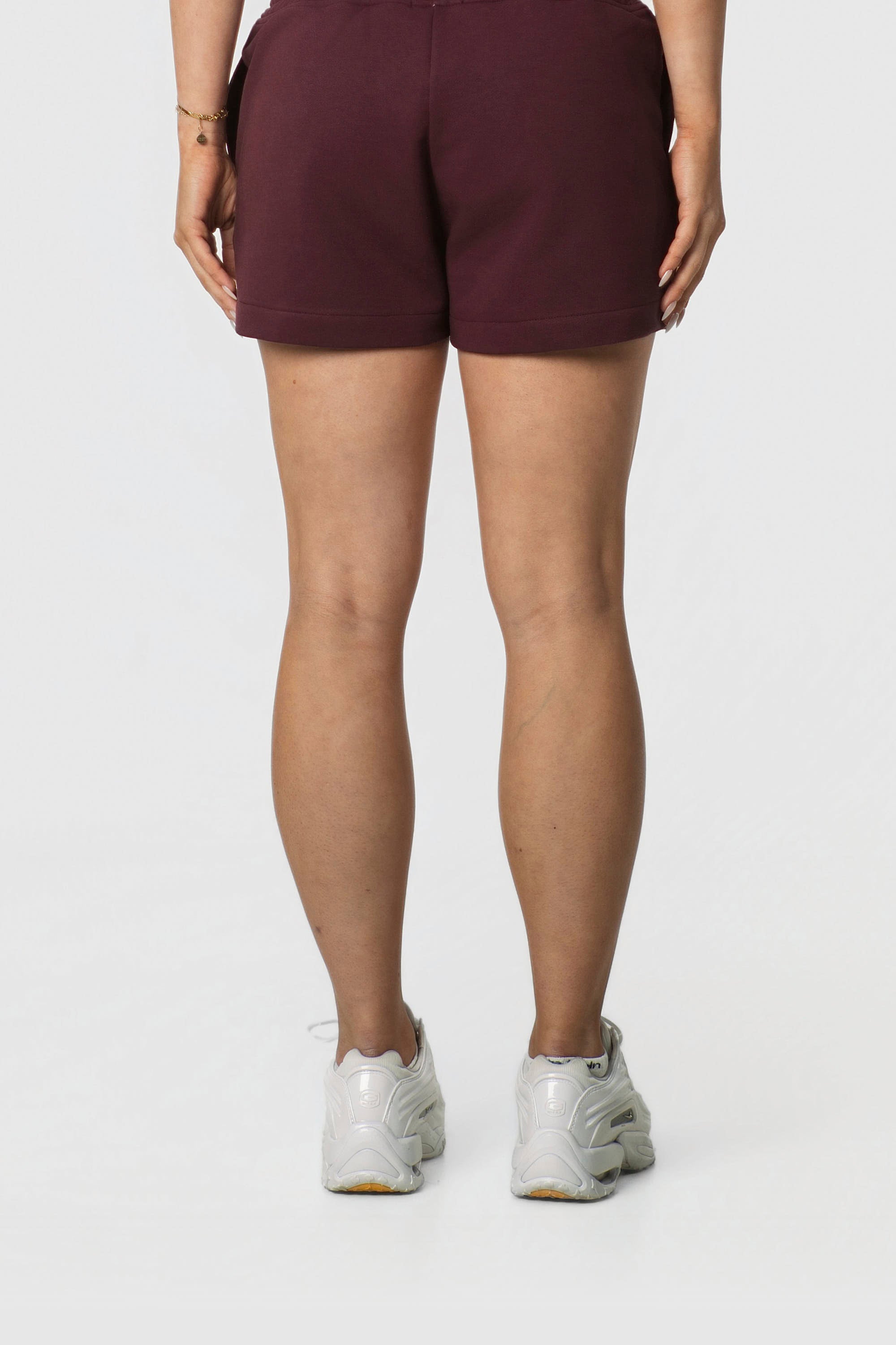 WOMEN SHORTS REDWINE