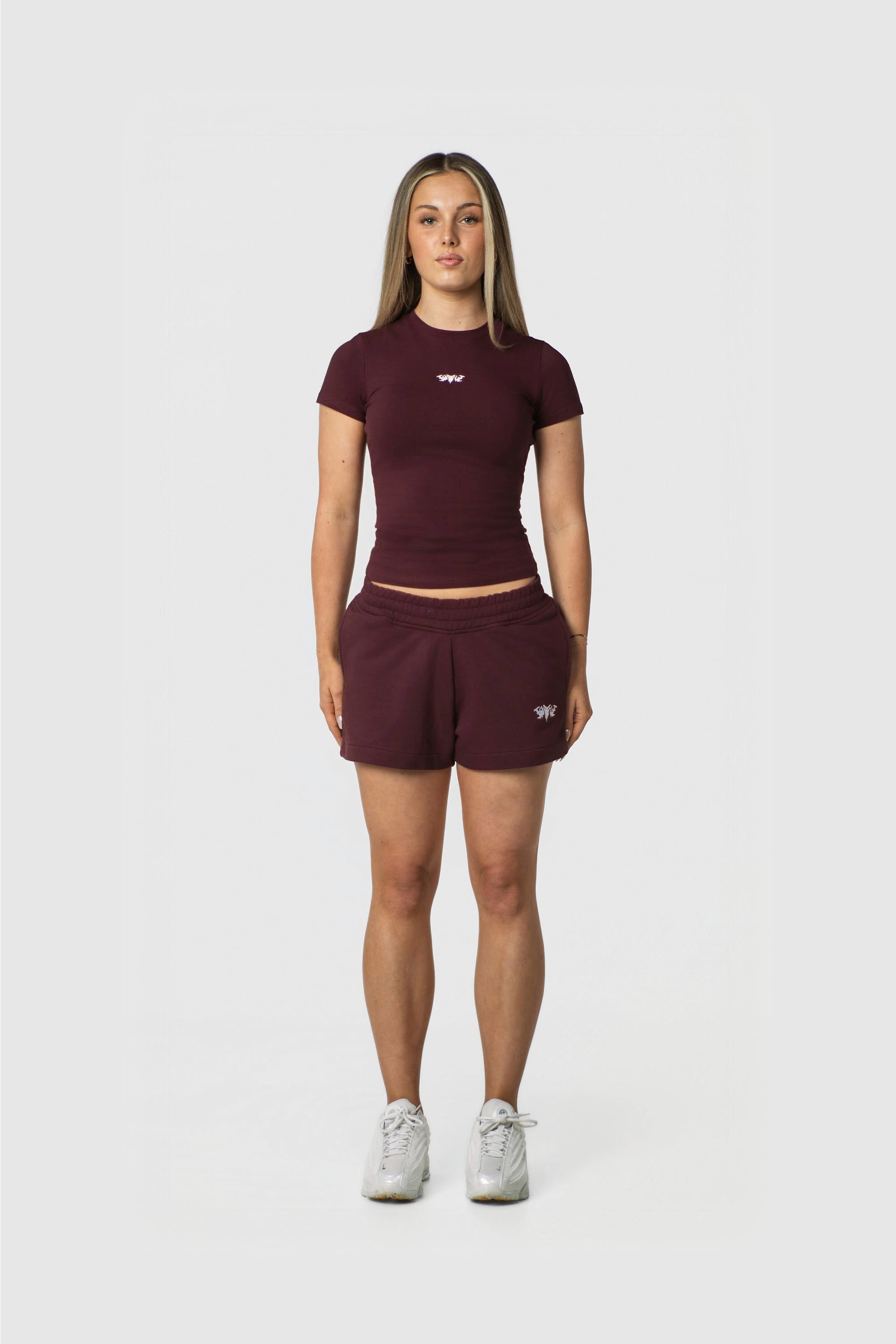 WOMEN SHORTS REDWINE