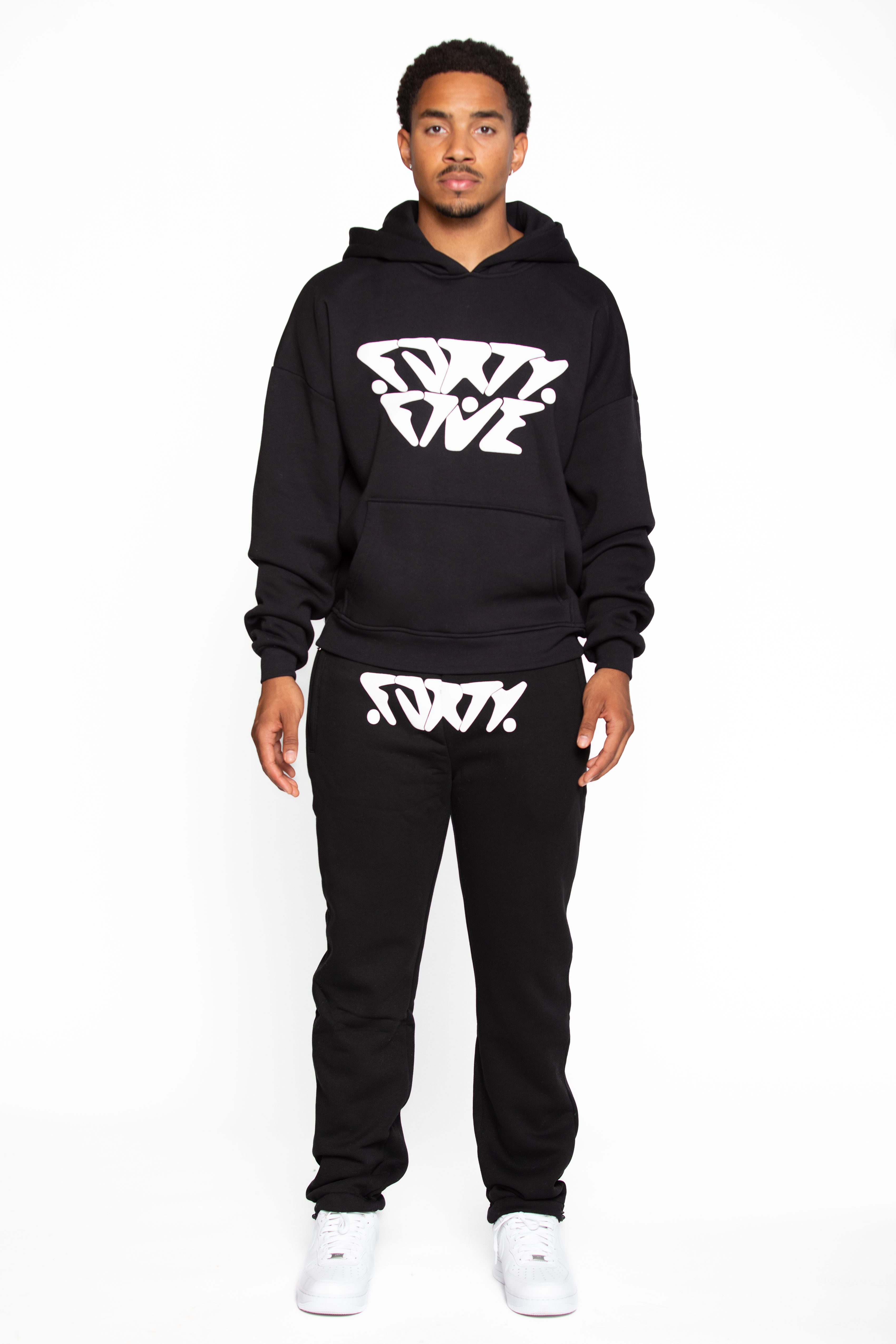 FORTYFIVE HOODIE BLACK